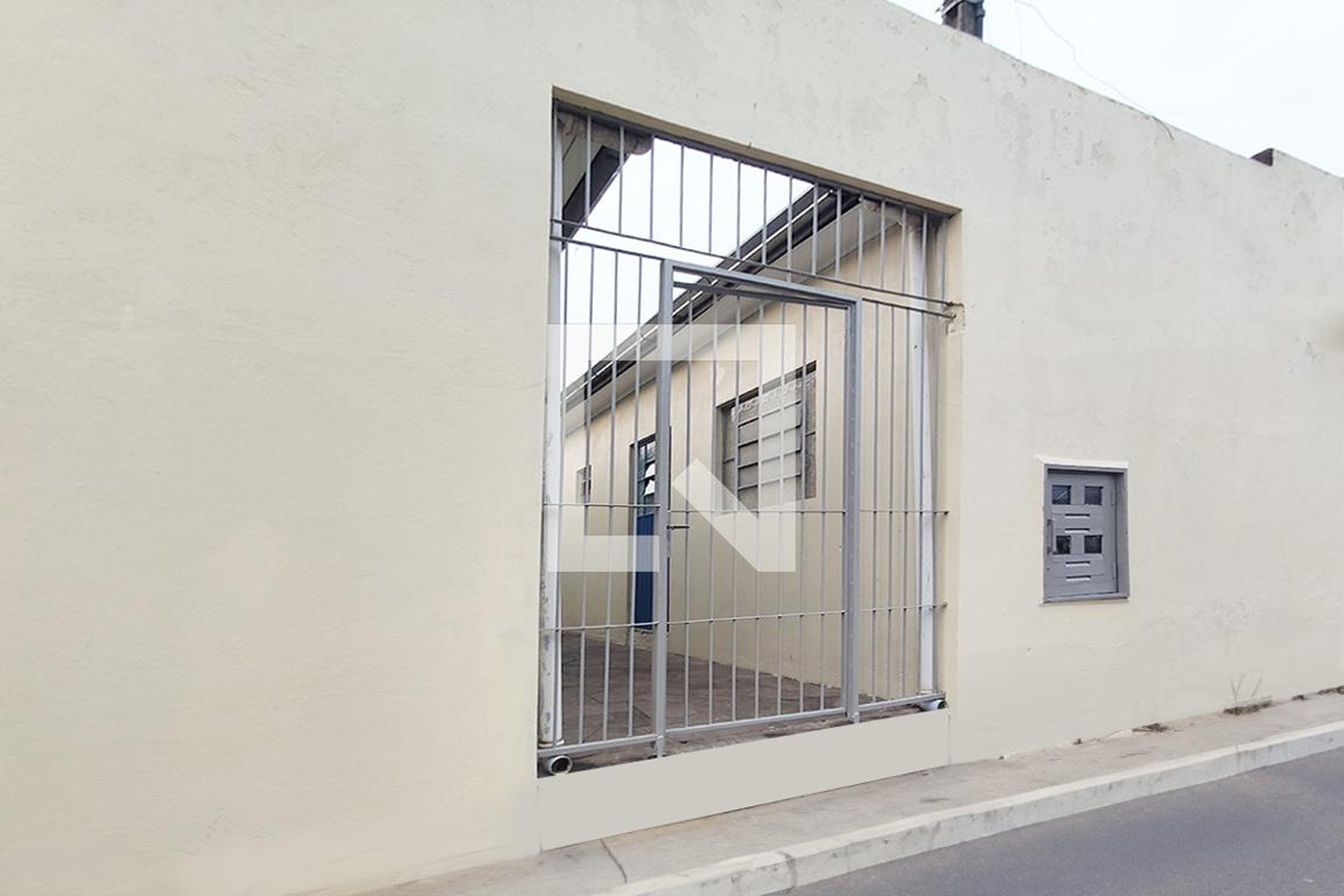 Fachada Condomínio em Rua Luis Carlos Georg, 210