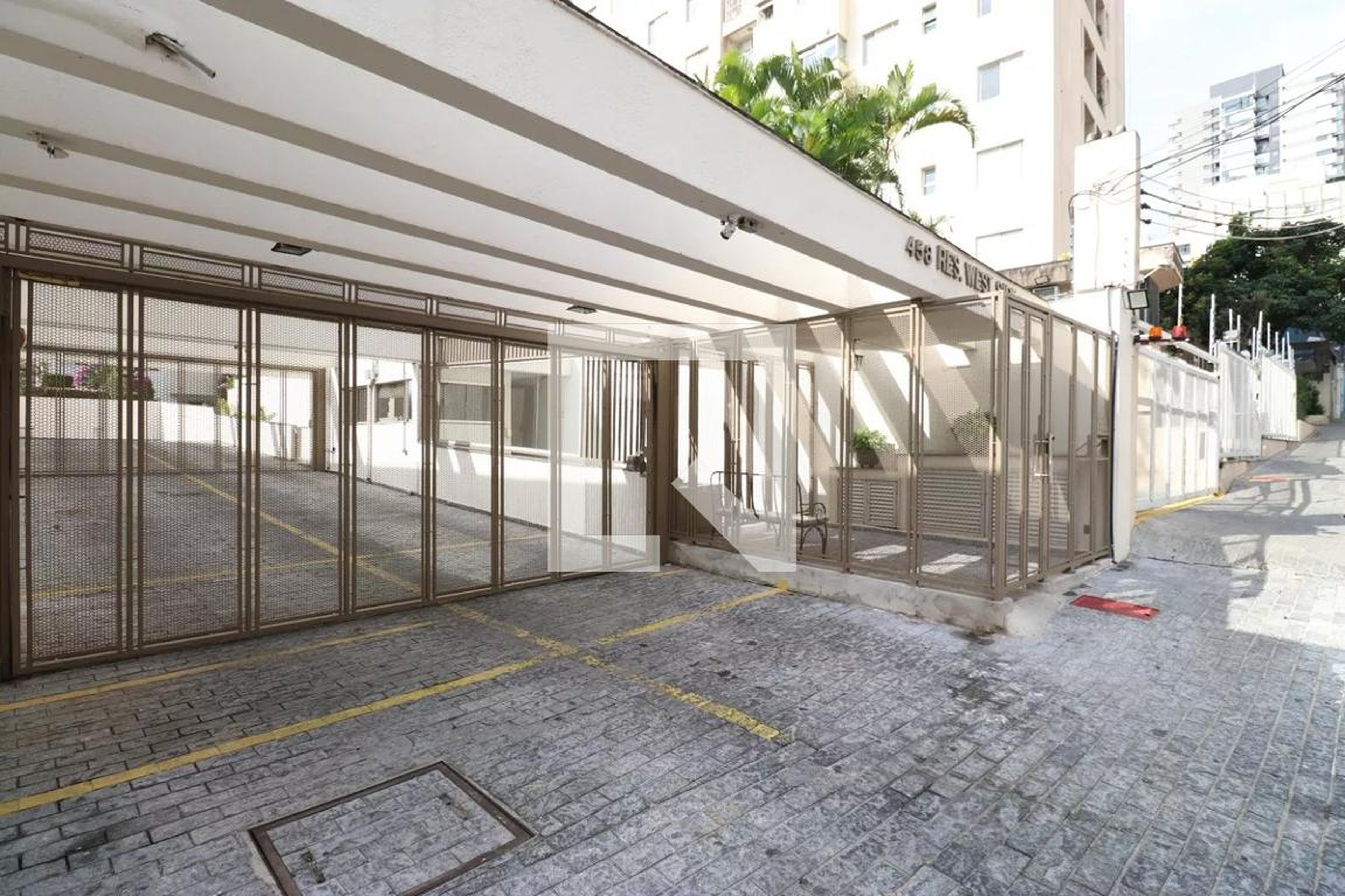 Fachada Condomínio West Side