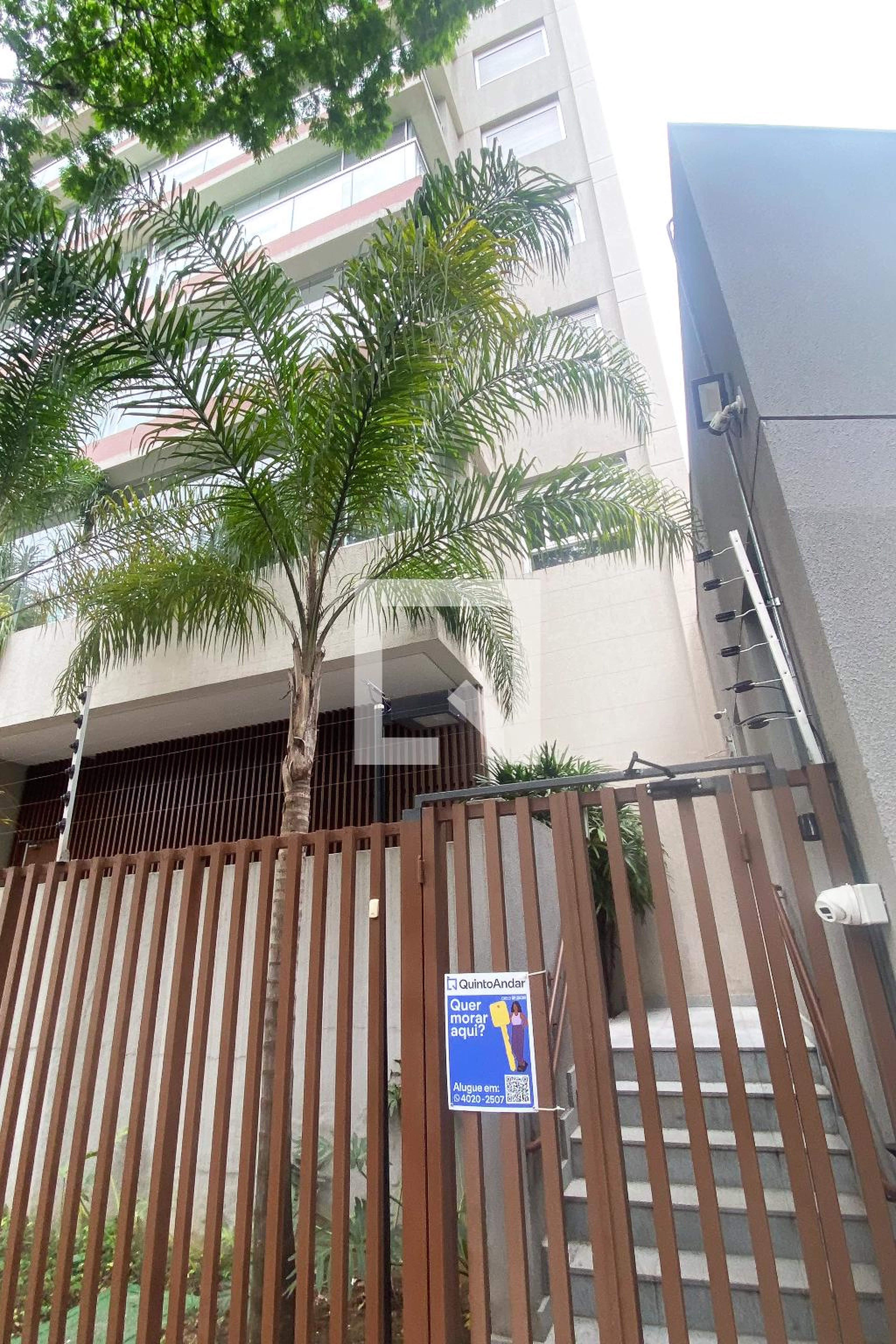 Fachada do Prédio Condomínio Paris824