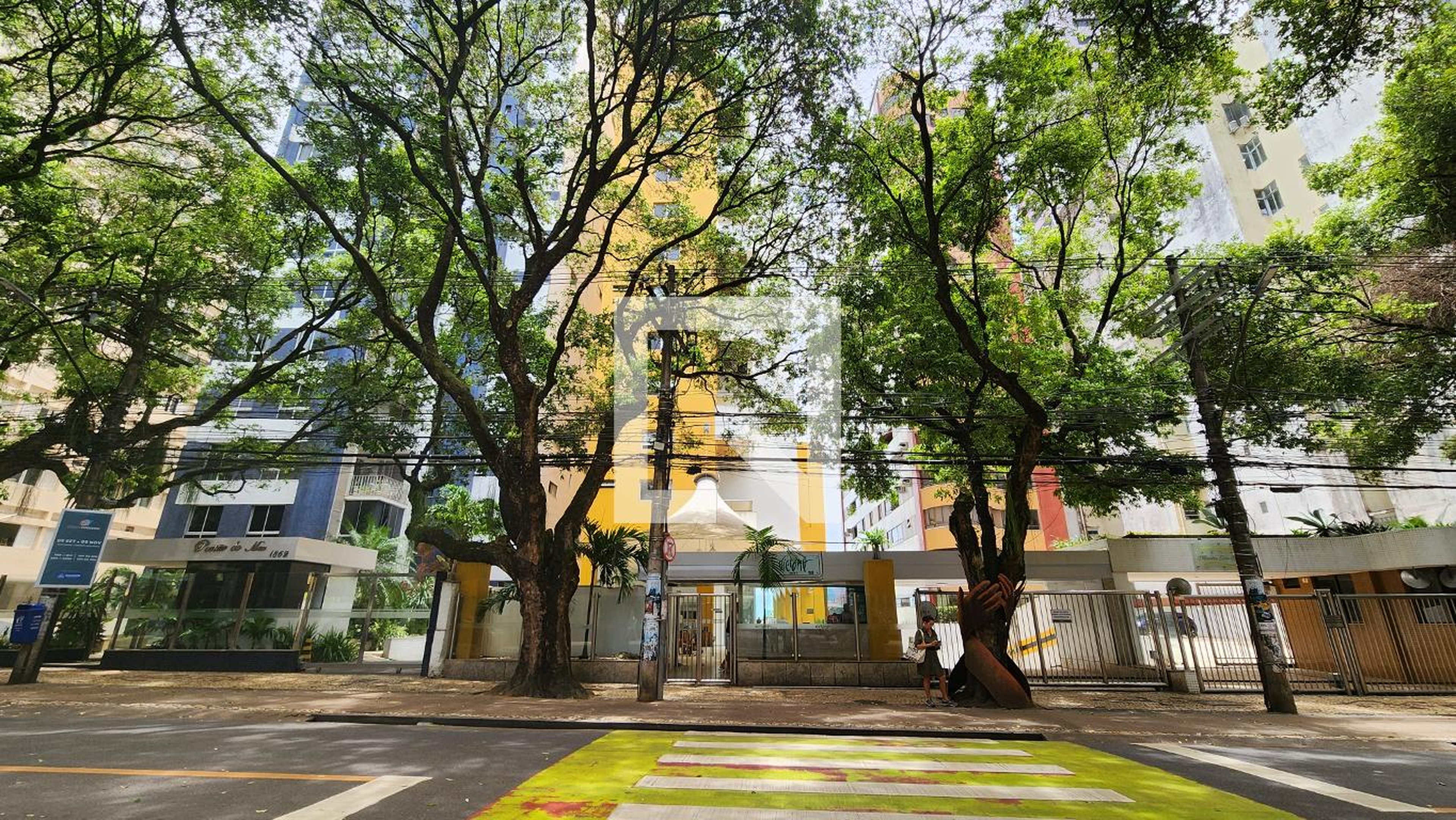 Fachada Condomínio vitoria loft