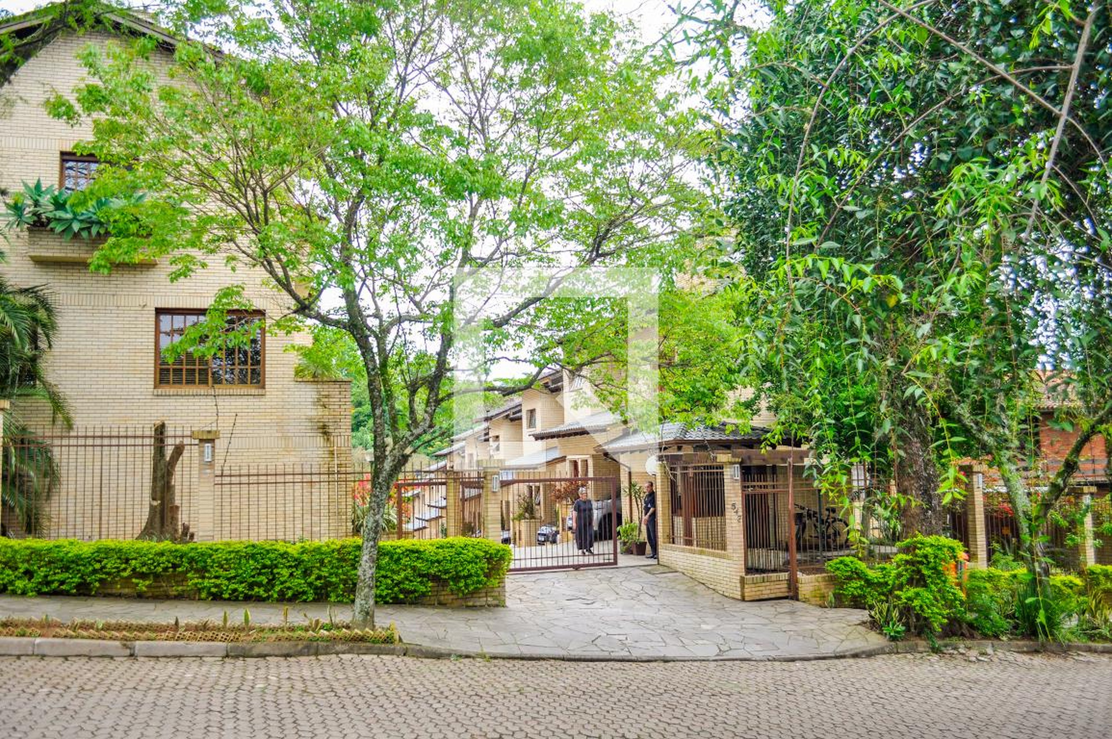 Fachada do Condomínio Condomínio Altavista