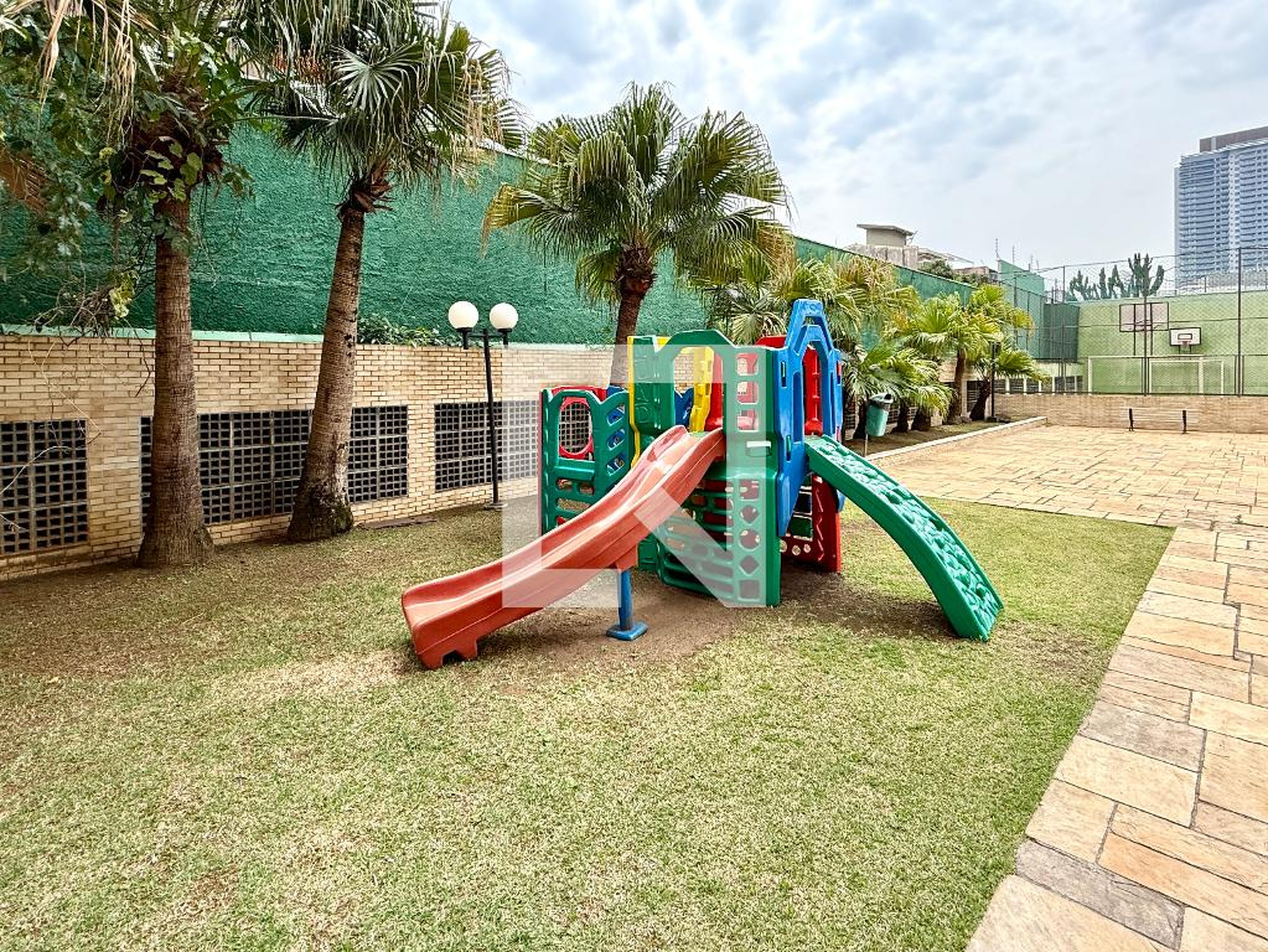 Playground - Edifício das Acácias