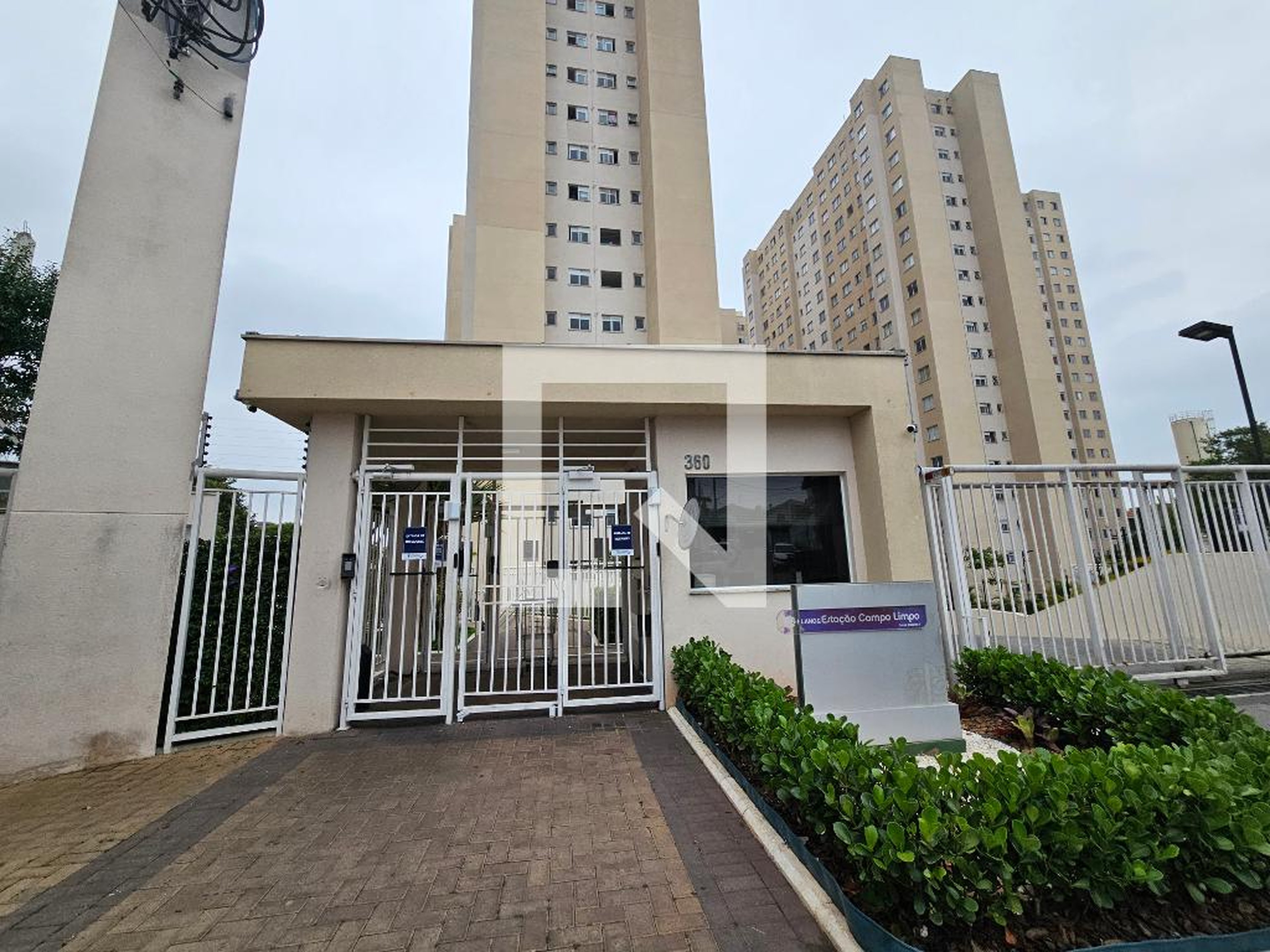 Fachada do Prédio Condomínio Plano Estação Campo Limpo I