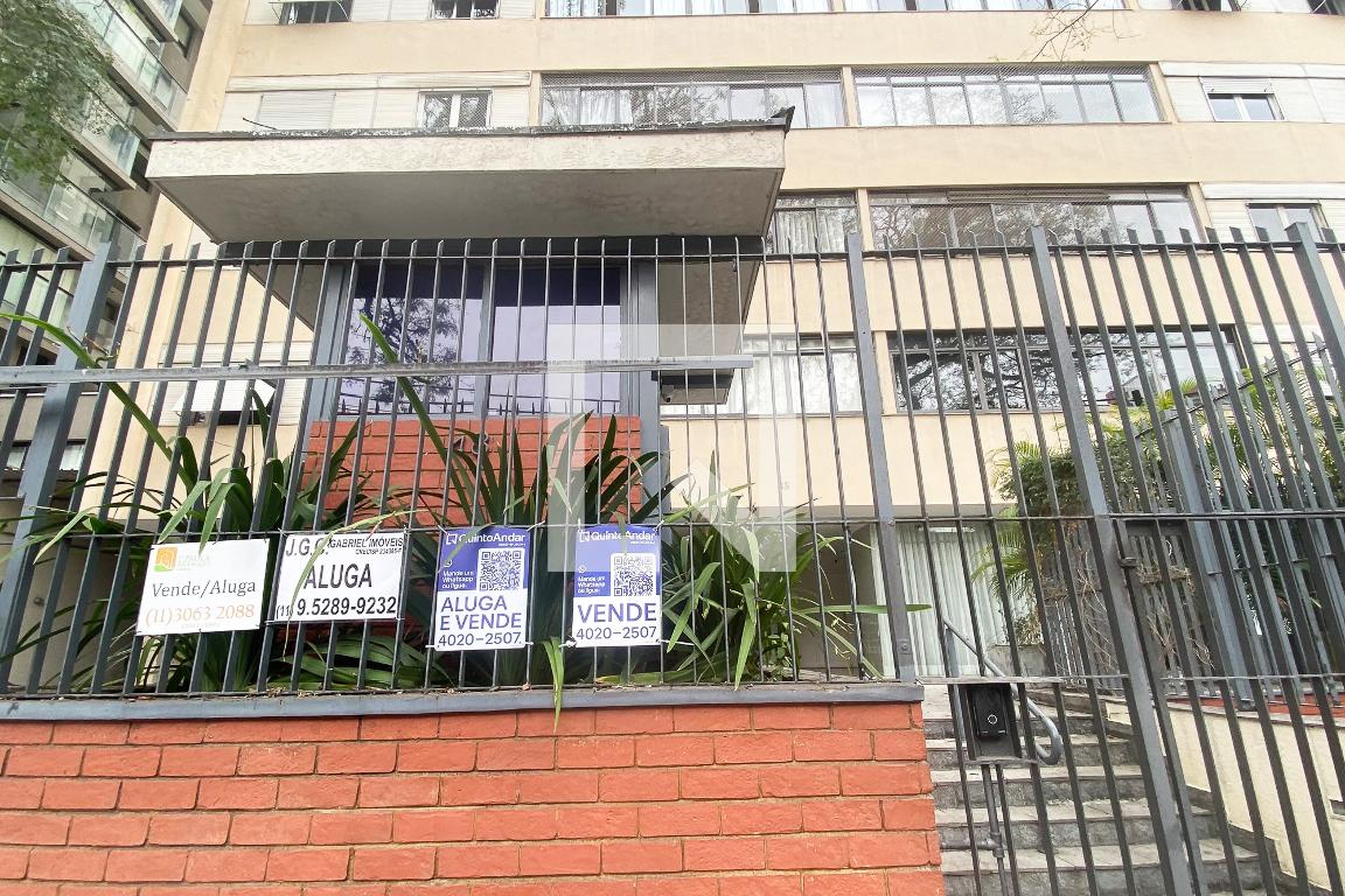 Fachada do Prédio Condomínio Pinto Alves