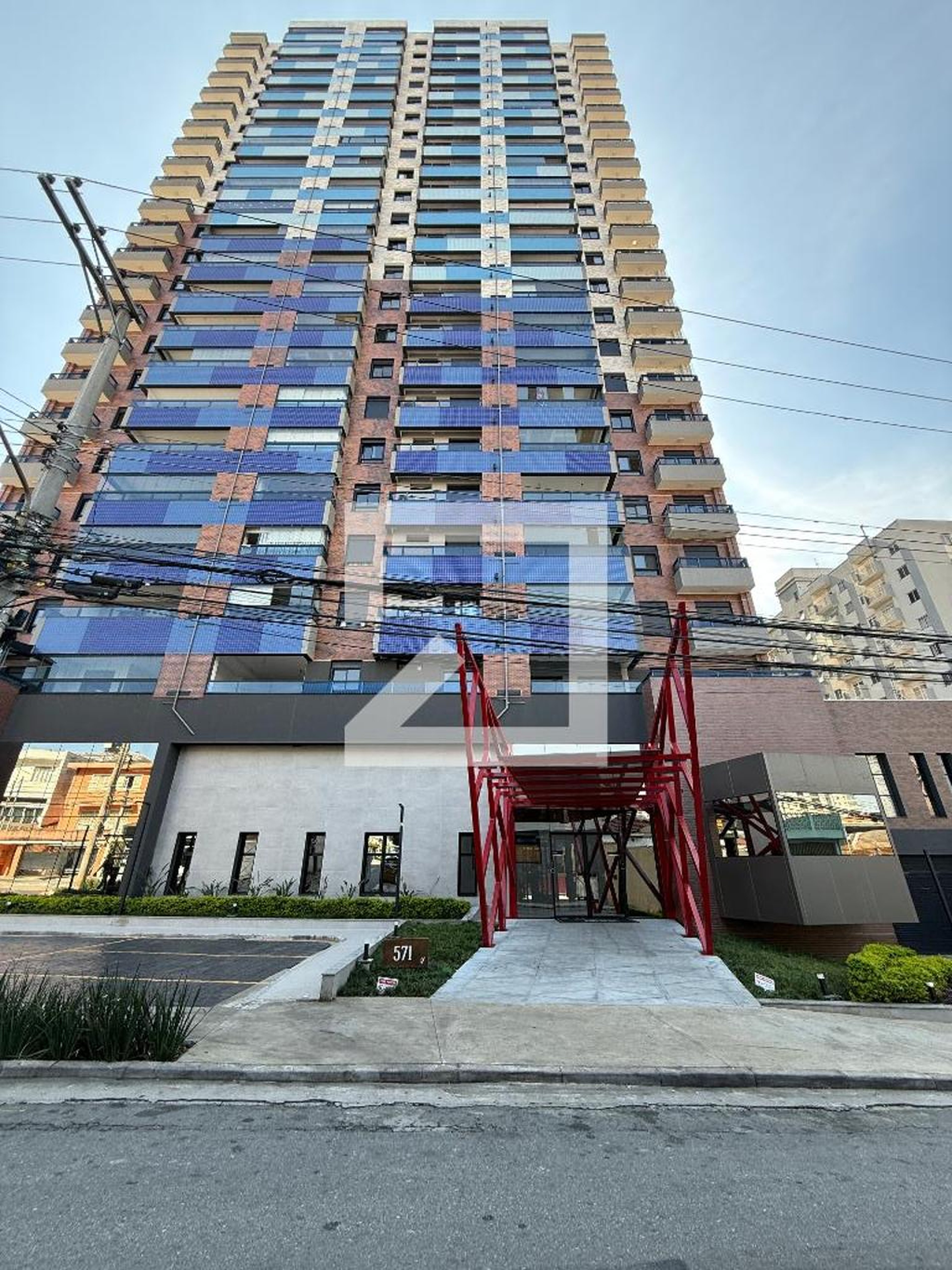 Fachada Condomínio em Rua Santa Izabel, 579
