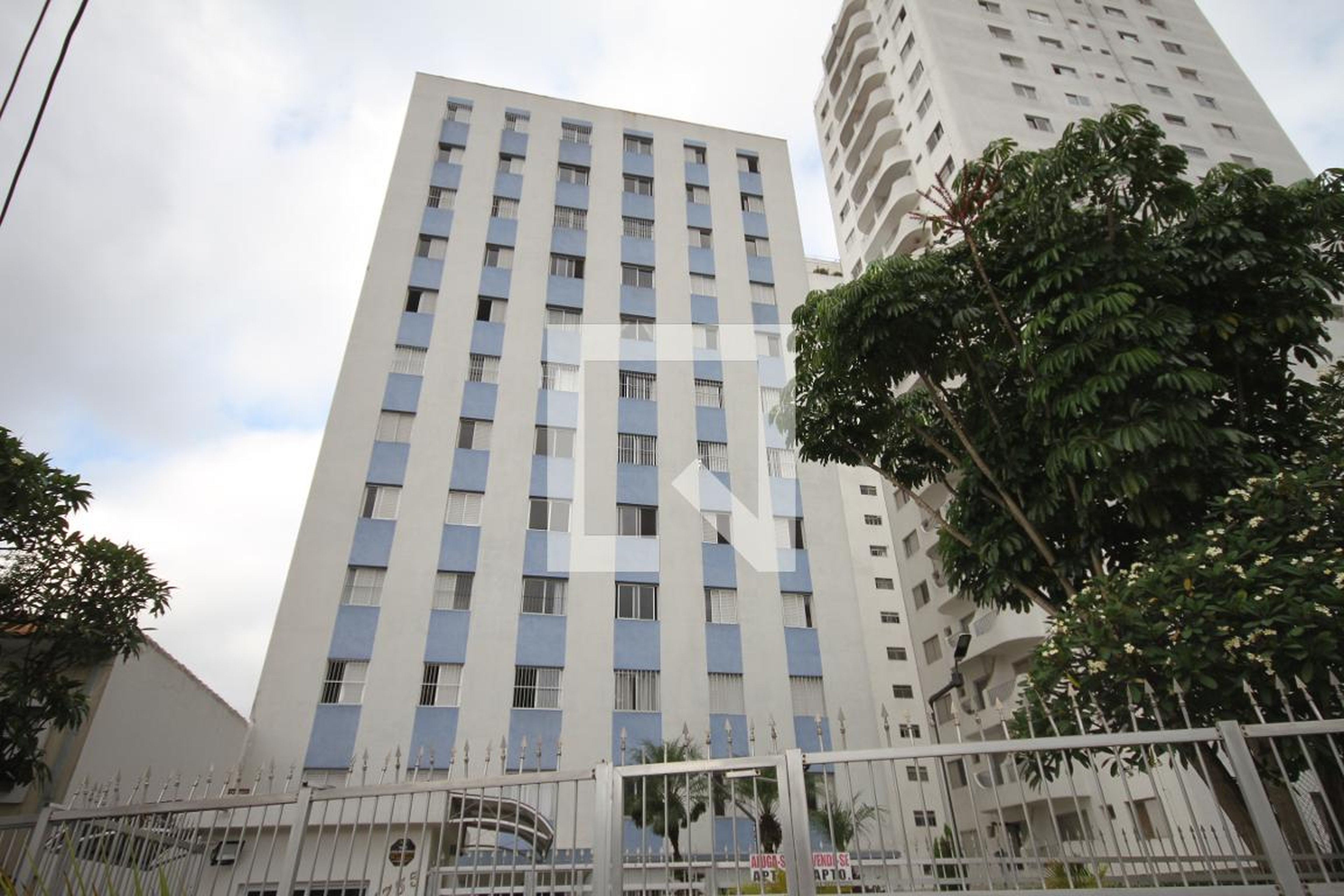 Fachada Condomínio Cadmus