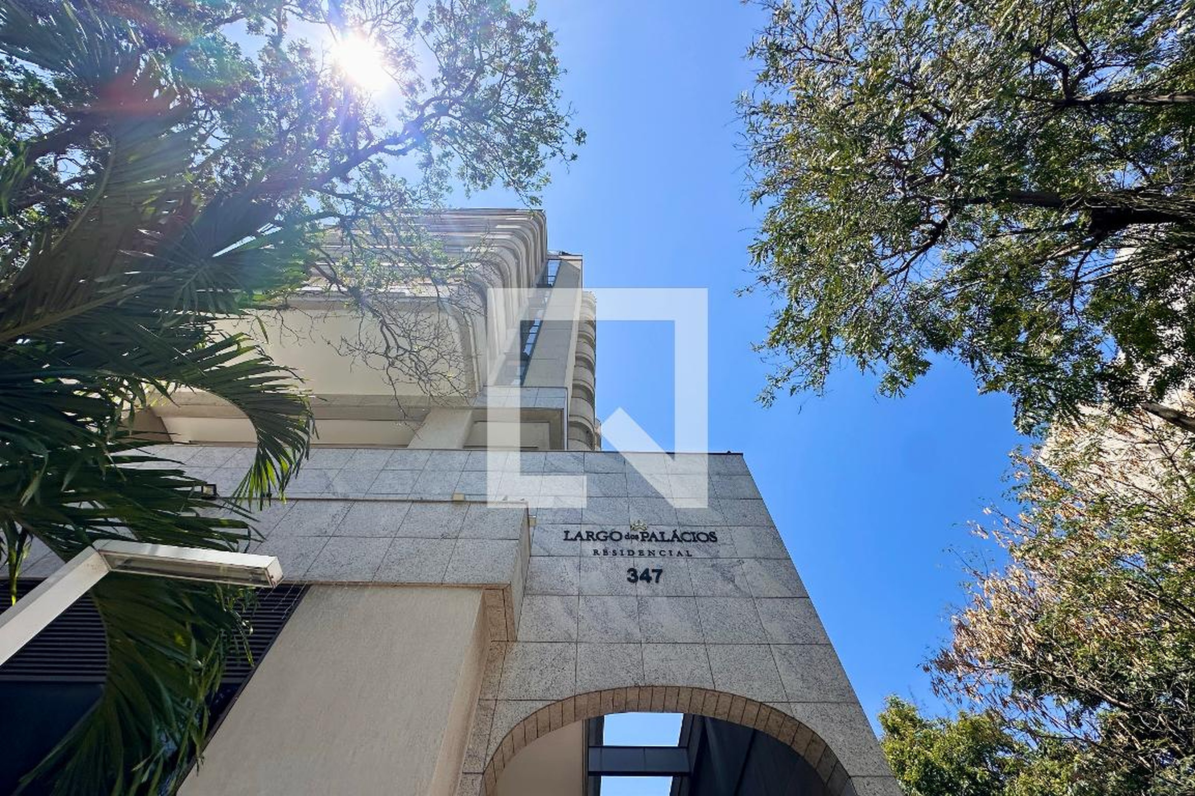 Fachada Condomínio Largo dos Palácios