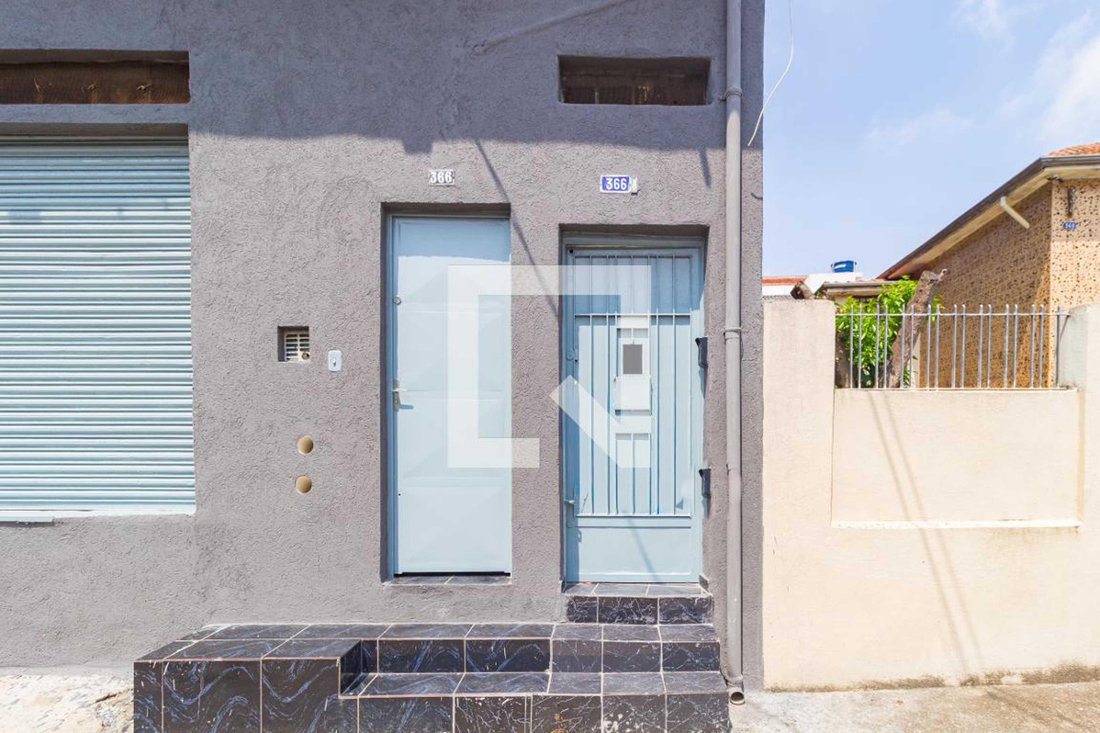 Fachada Condomínio em Rua Capitão Lorena, 366a