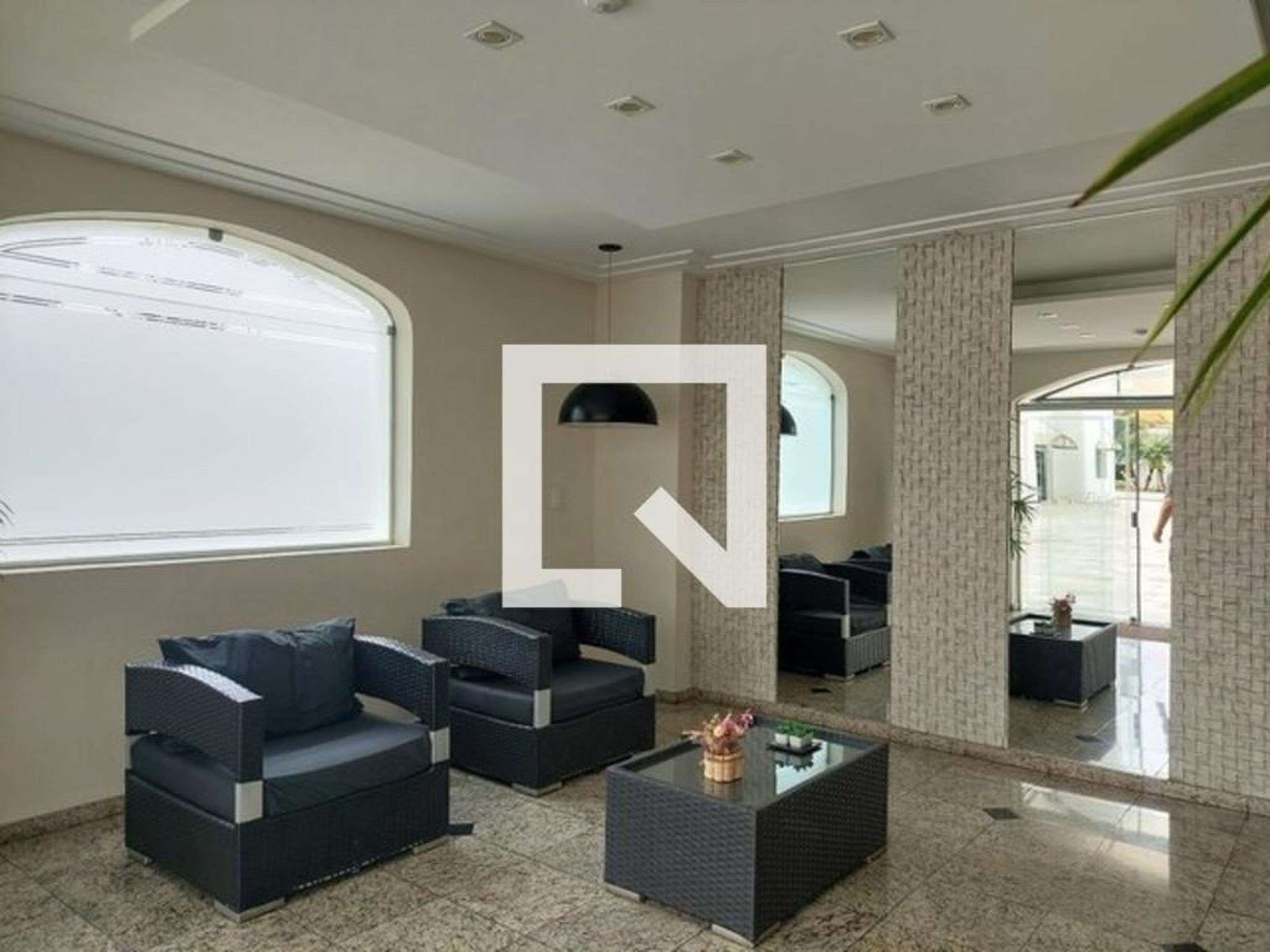 Hall - Mediterrâneo