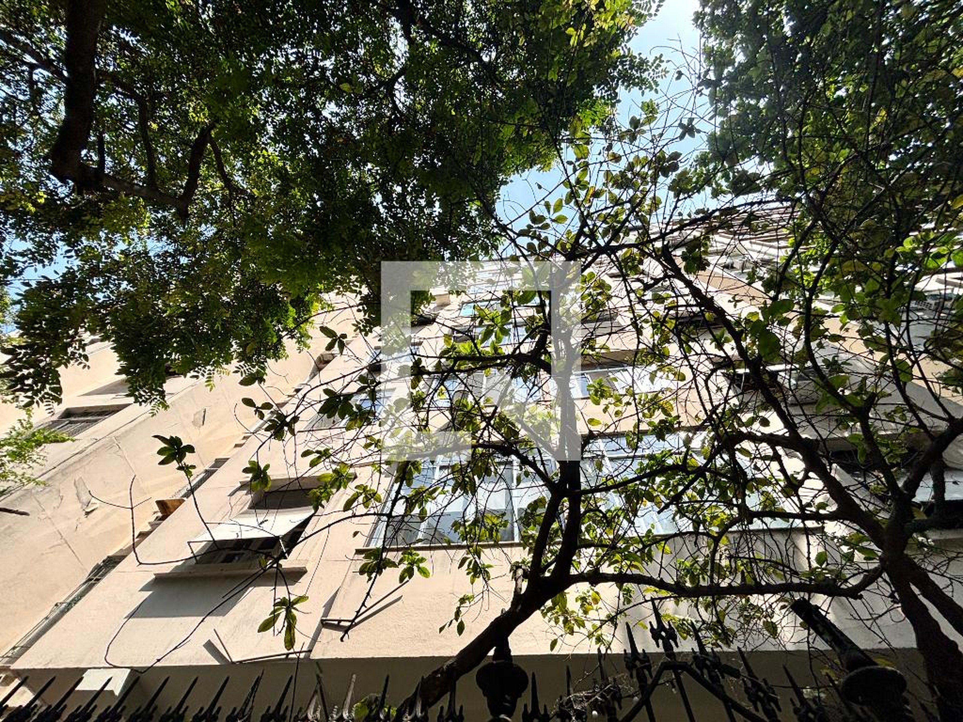 Fachada Edifício Visconde de Arary