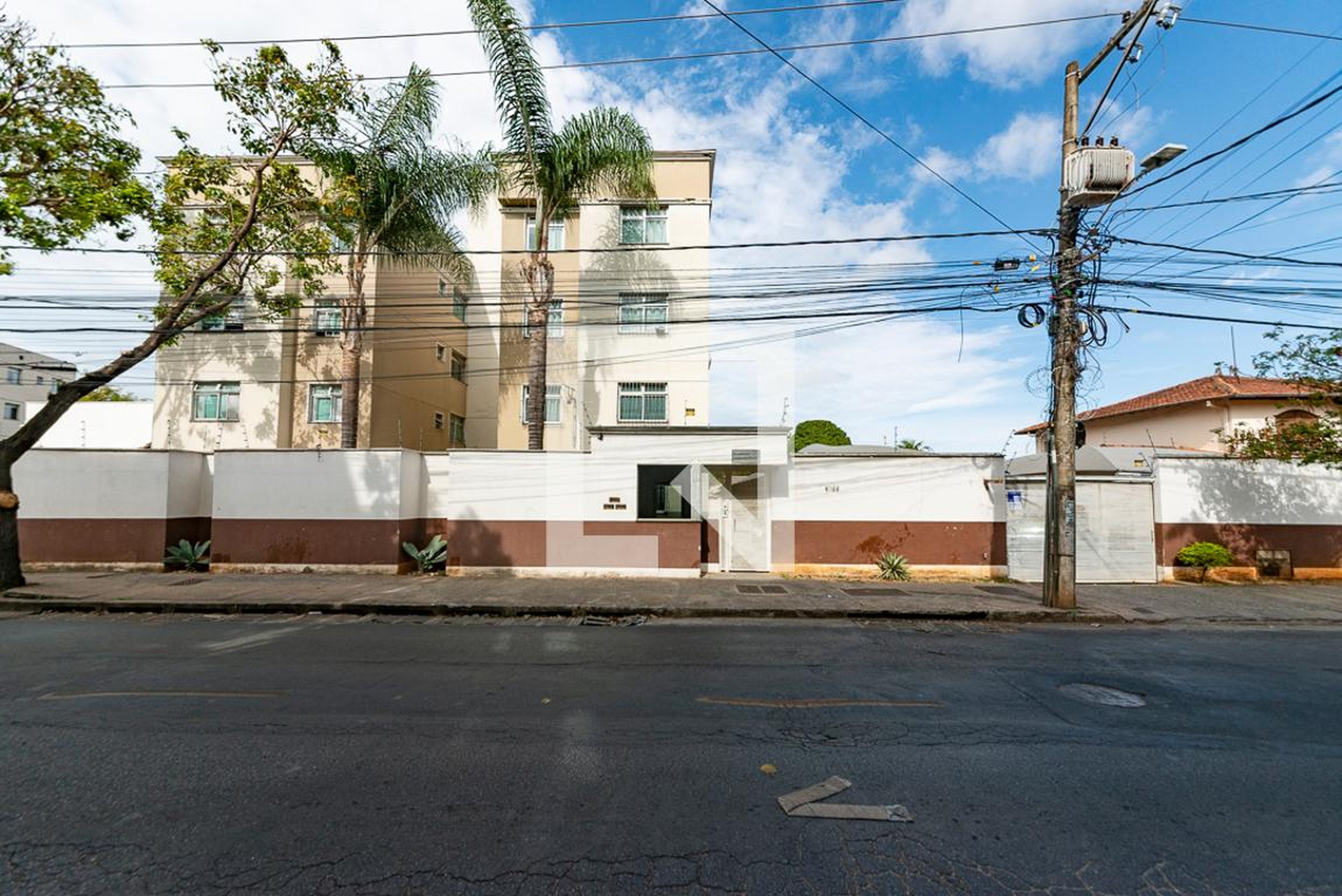 Fachada Condomínio Jardim dos Buritis