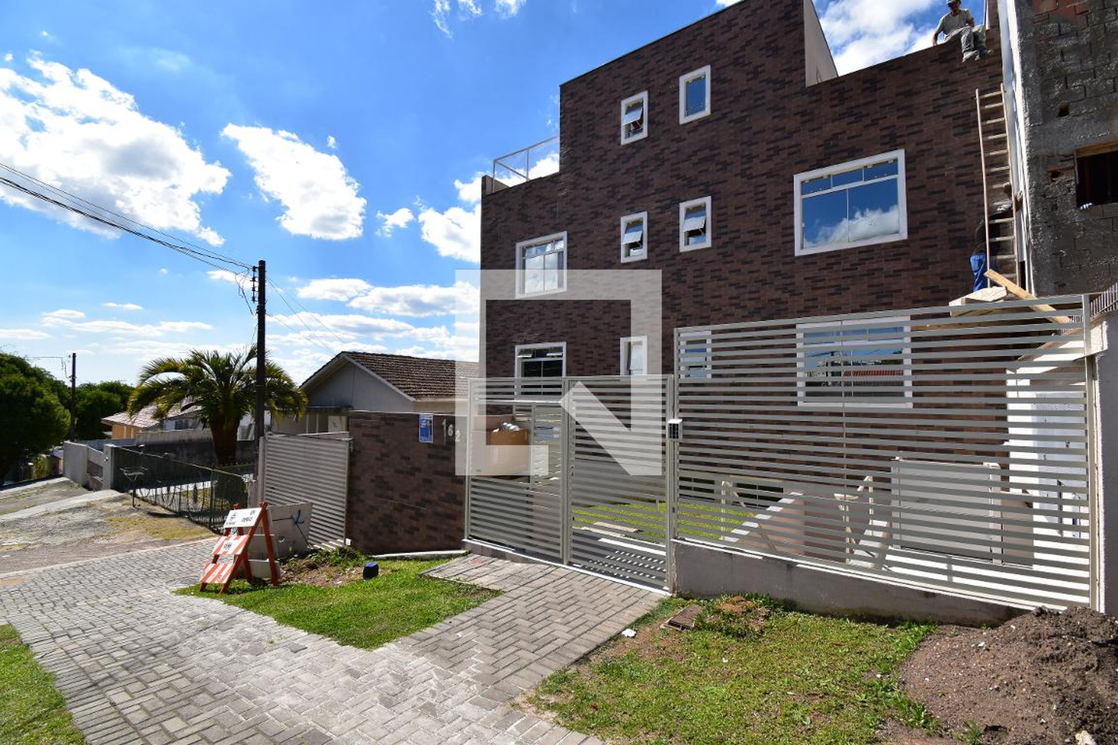 Fachada do Prédio Condomínio Linha Verde