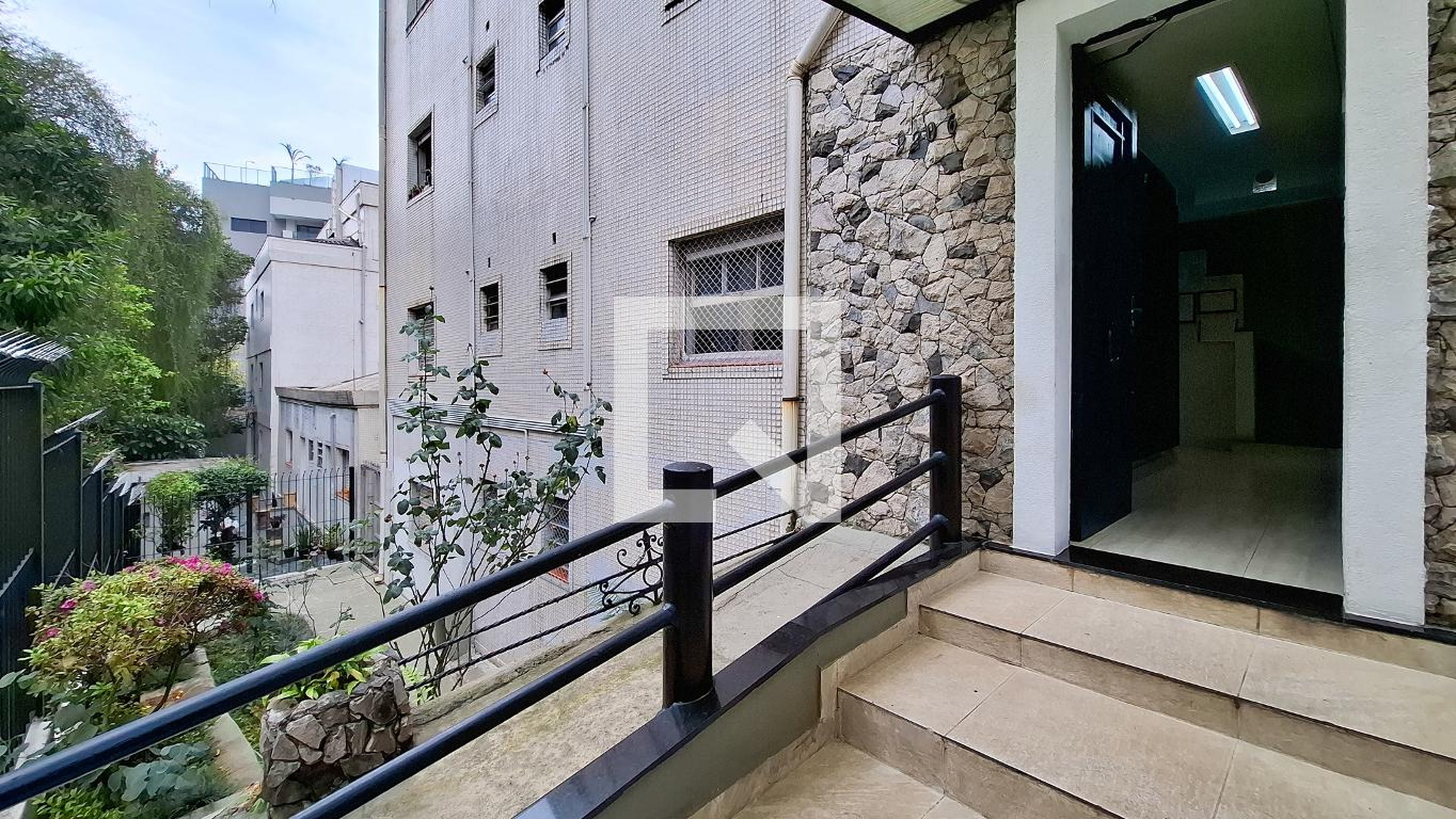 Entrada do Prédio - Edifício Maria José Veneri