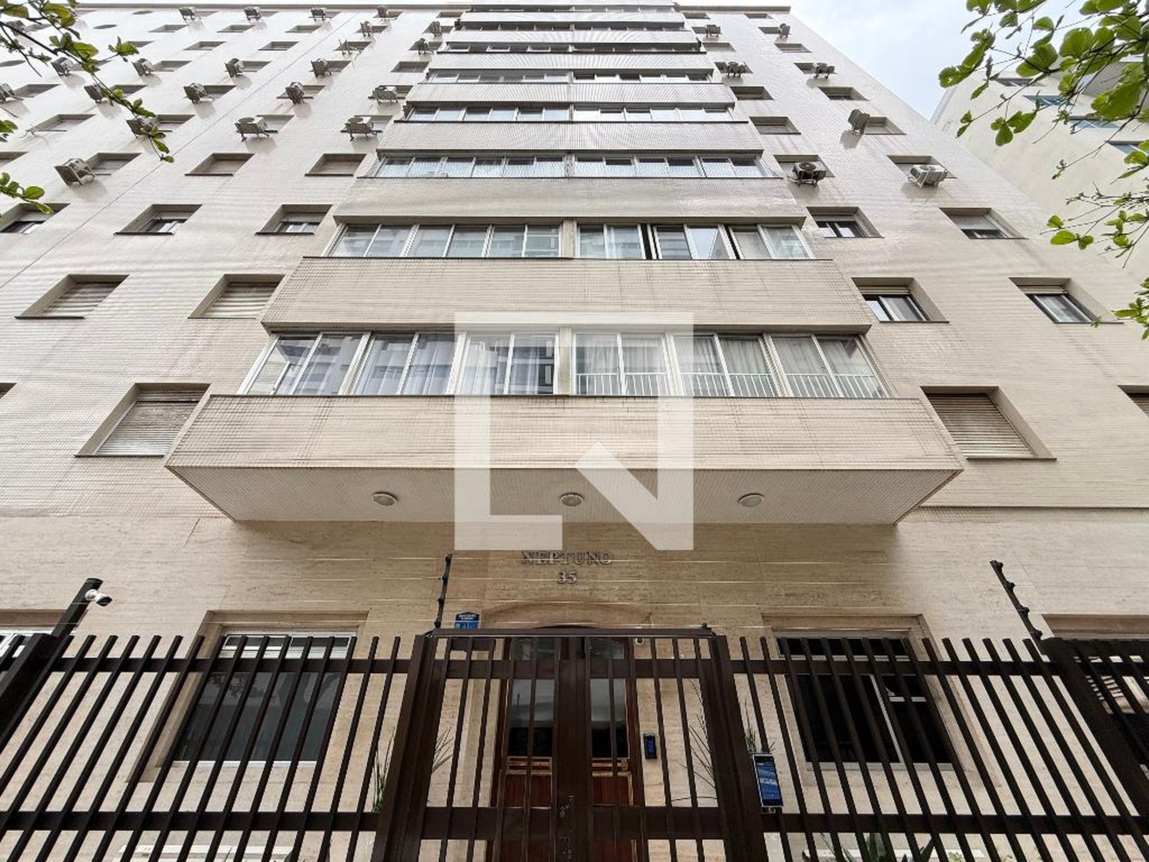 Fachada Condomínio Netuno