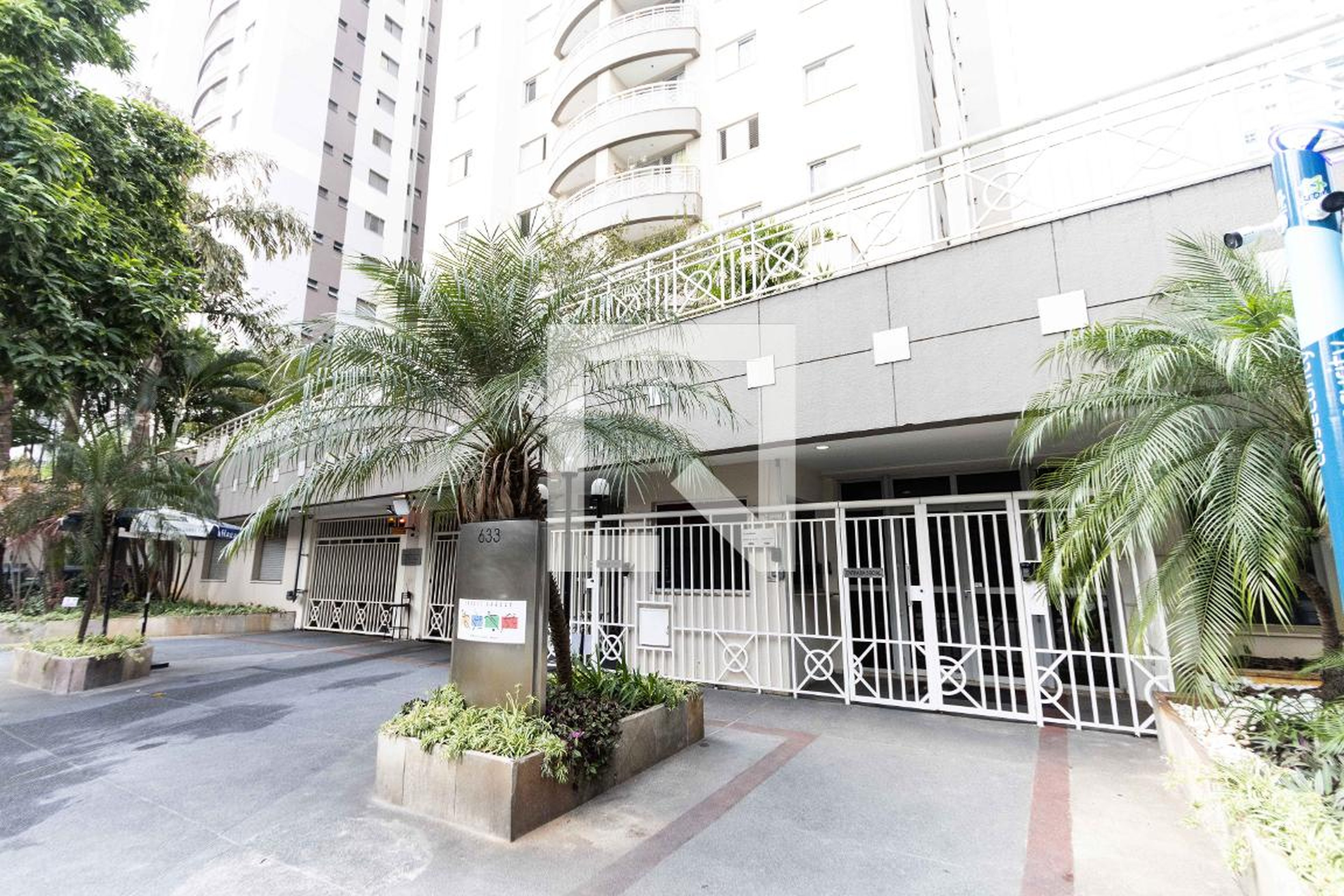 Fachada do Condomínio Condomínio Pratical WAY