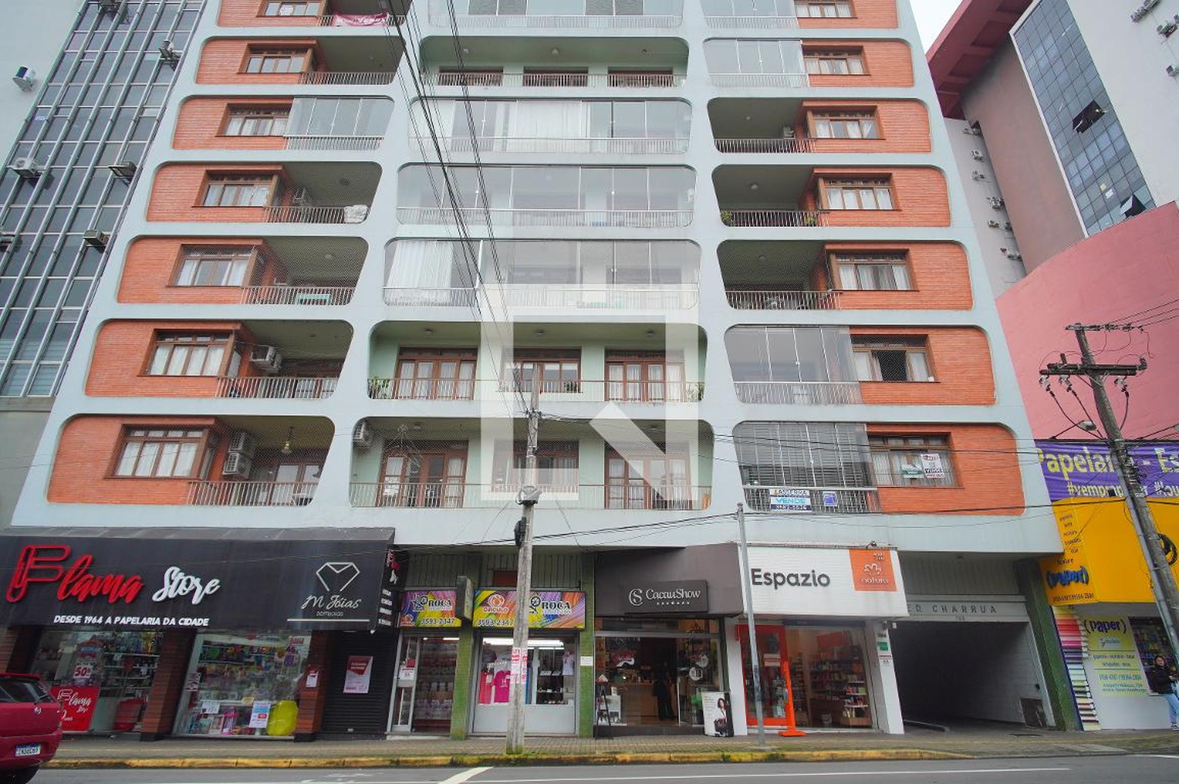 Fachada Edifício Charrua