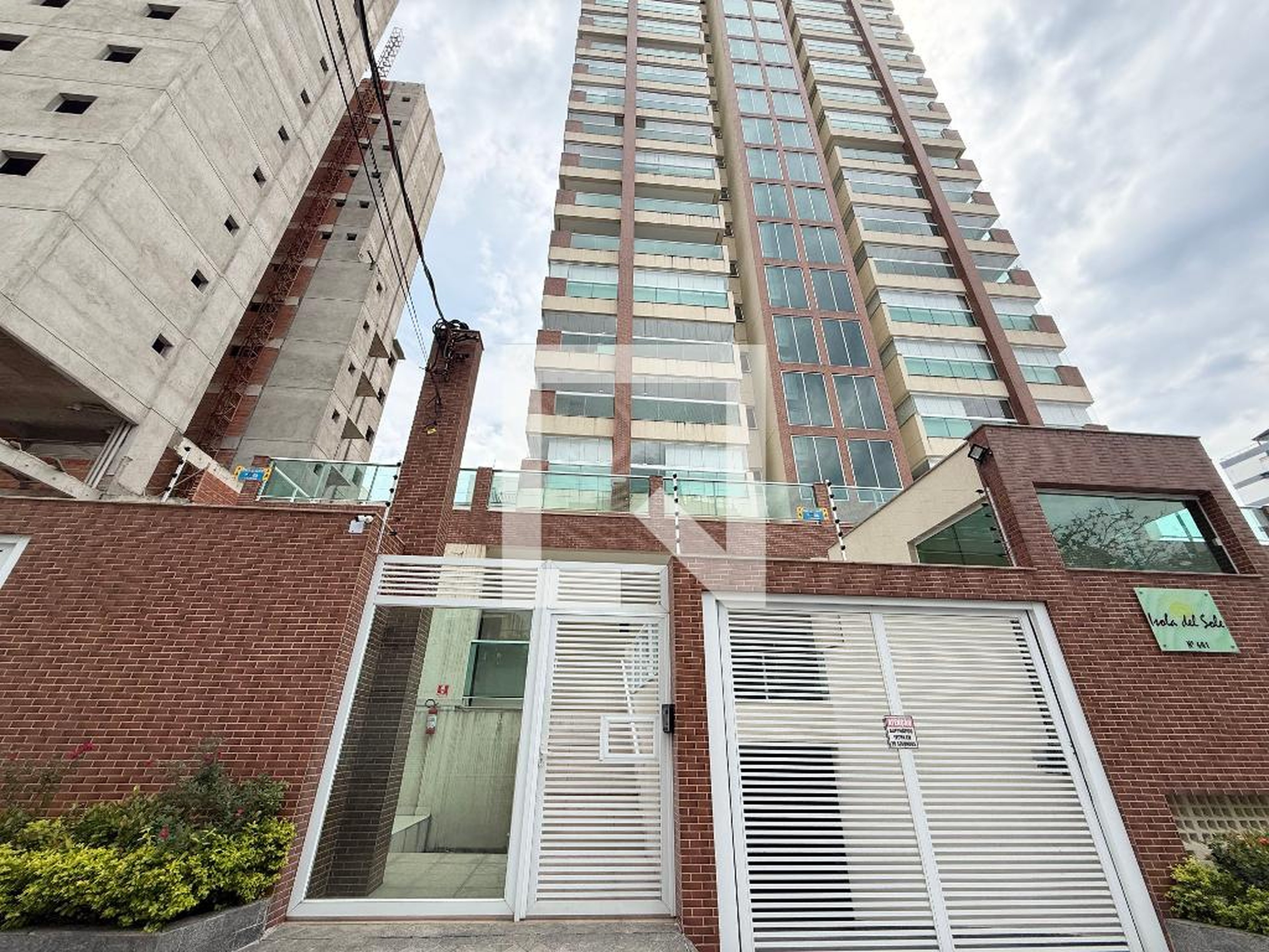 Fachada Condomínio em Rua Uruguai, 648