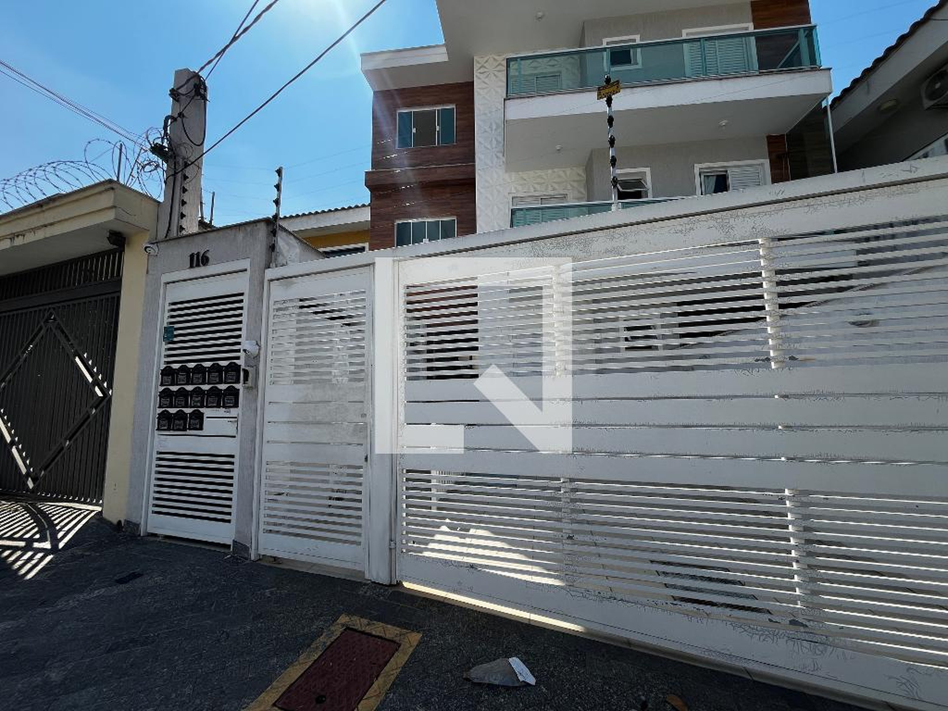 Fachada Residencial Guganis