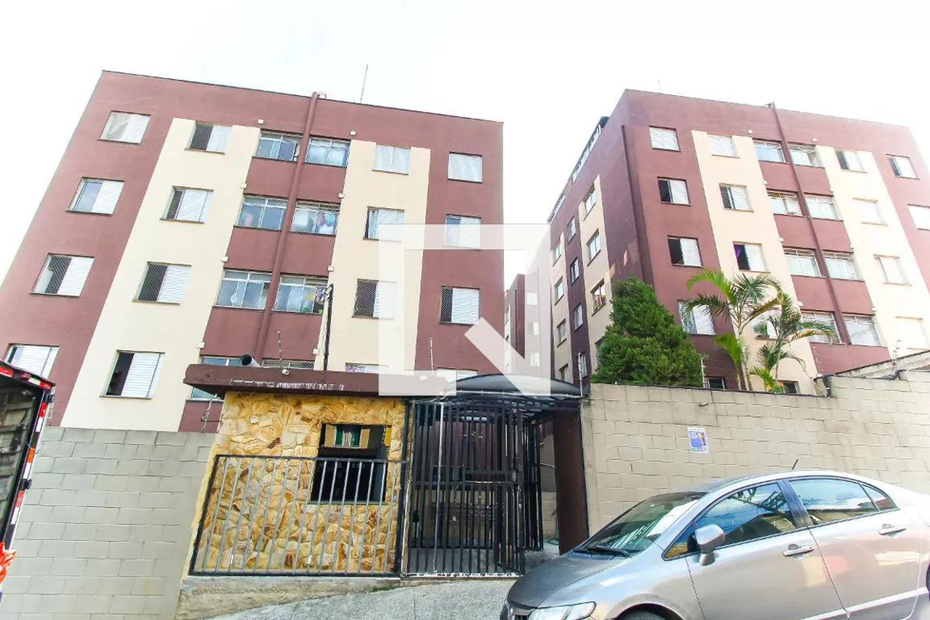 Fachada Condomínio em Rua Salvador do Sul, 154