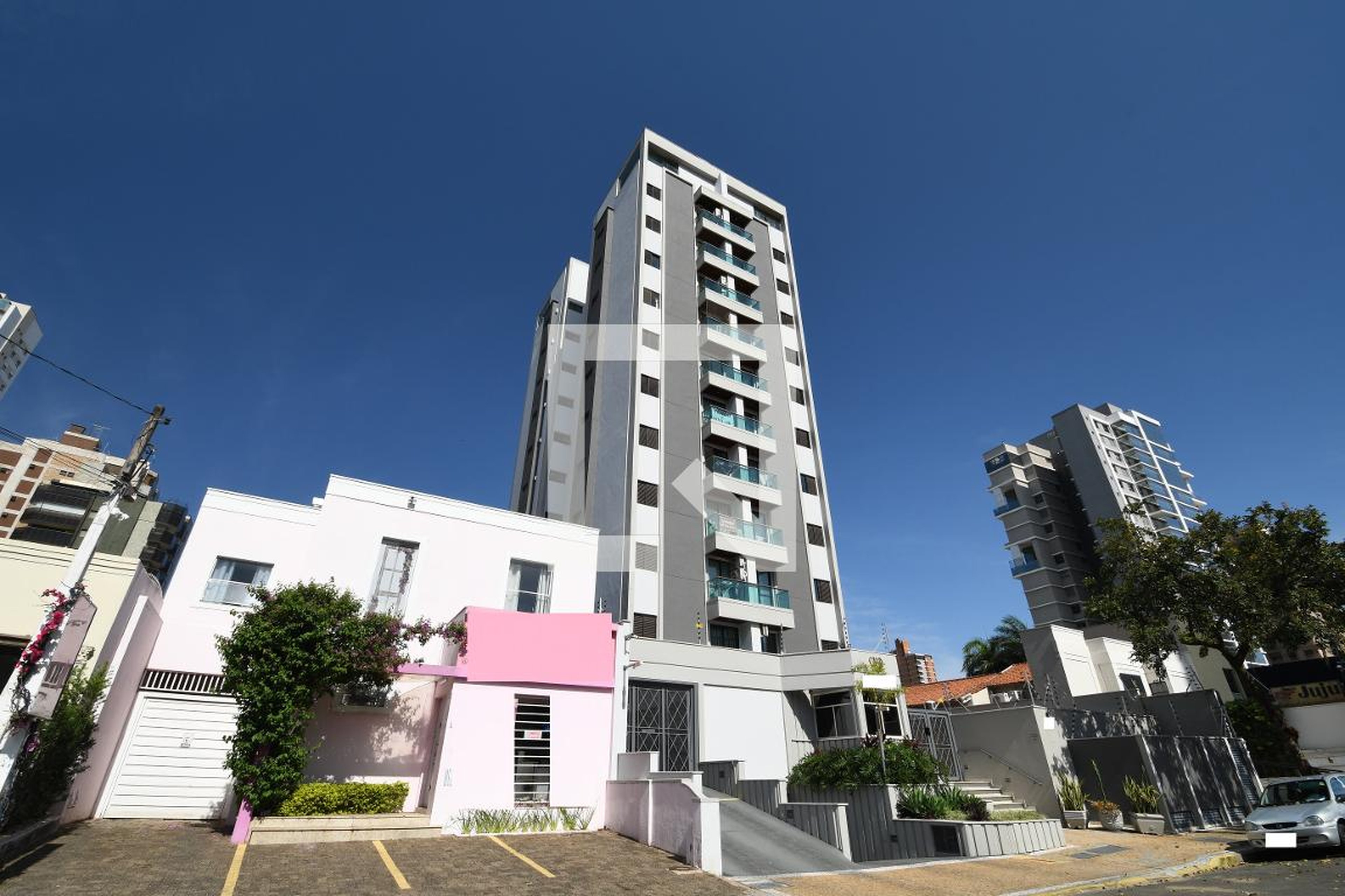 Fachada do Prédio Condomínio Vila Inglesa