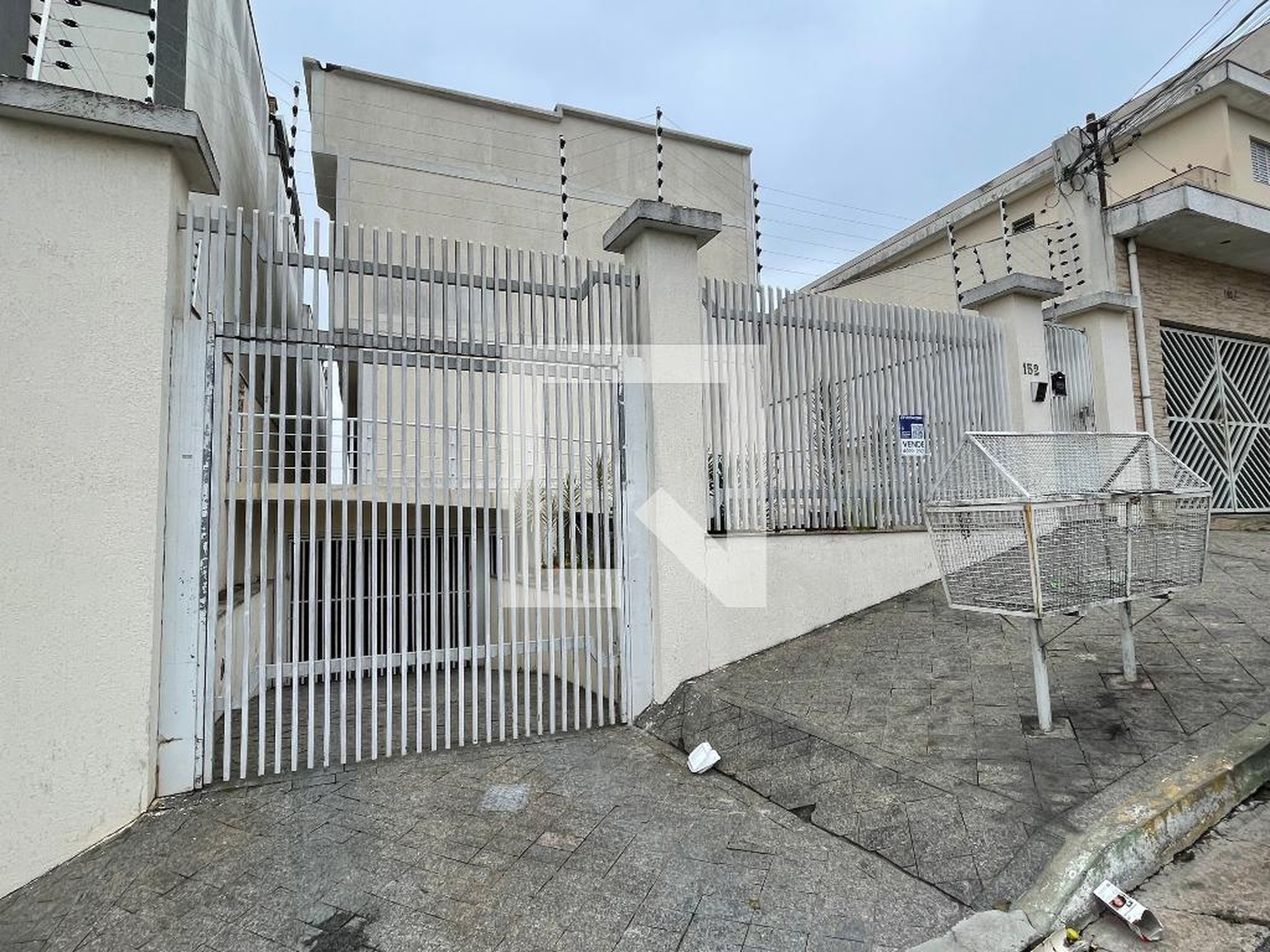 Fachada Condomínio em Rua Antônio Fortunato, 152