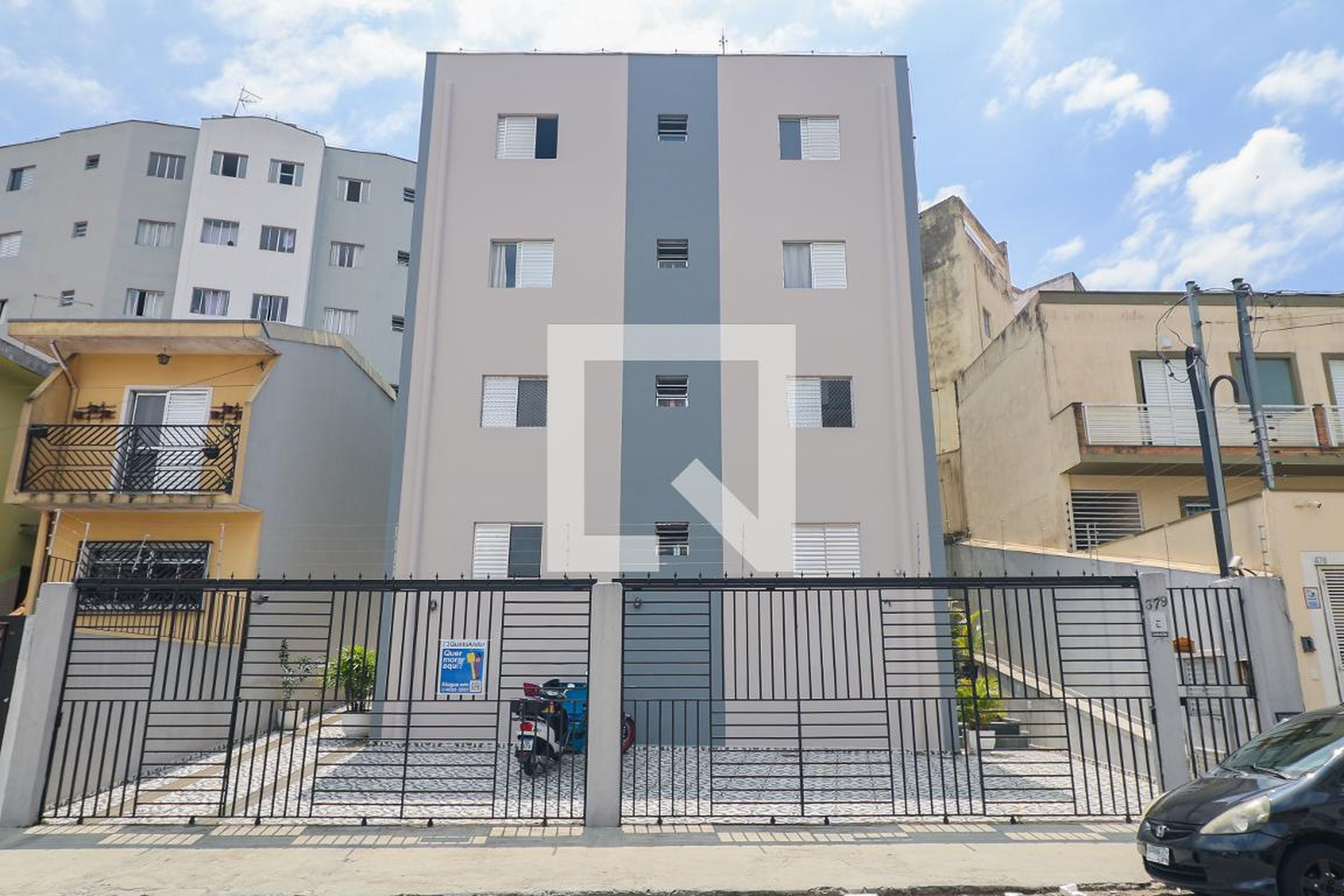Fachada Condomínio em Avenida Vilobaldo Barros de Macedo, 379