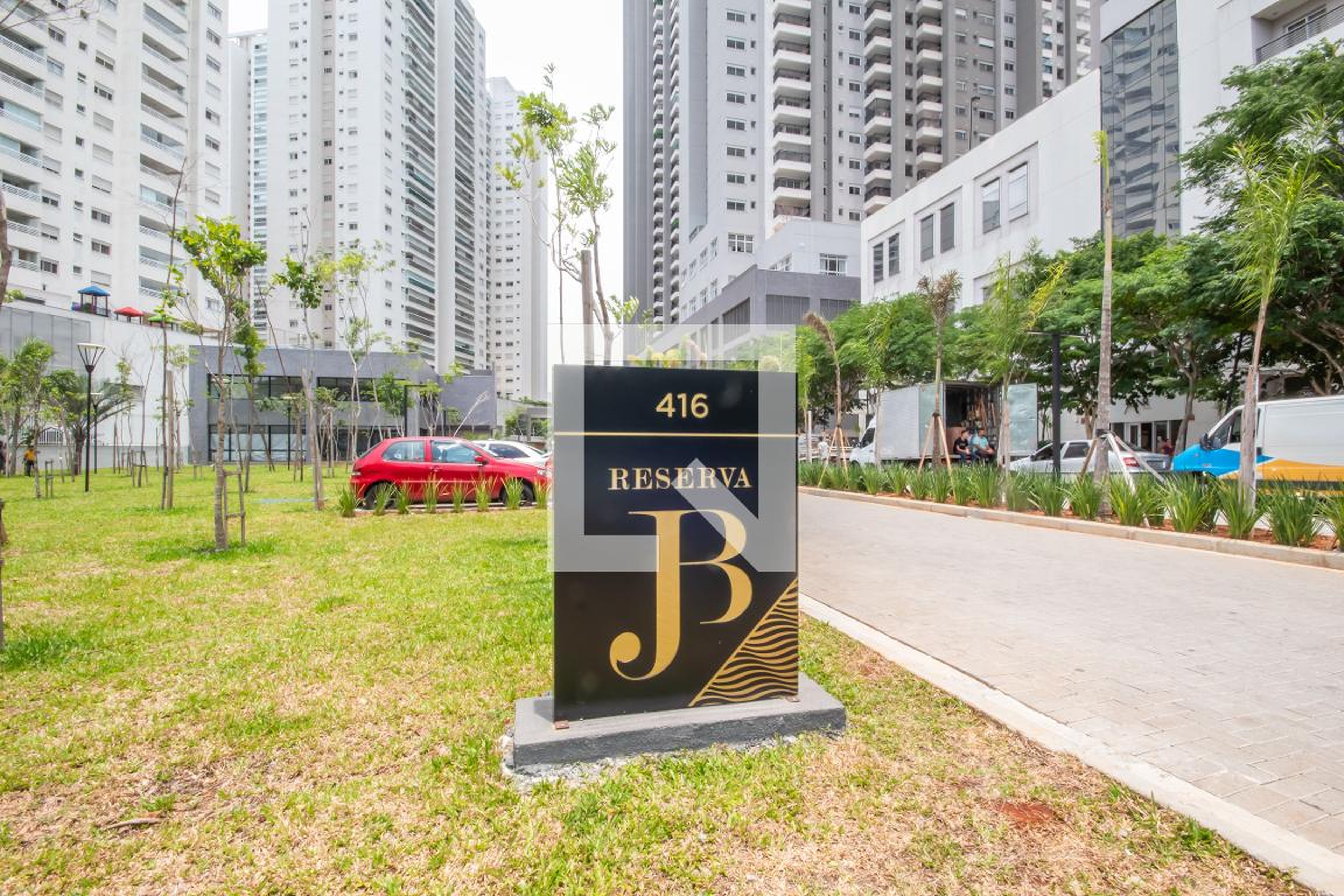 Fachada Condomínio em Avenida Hilário Pereira de Souza, 45