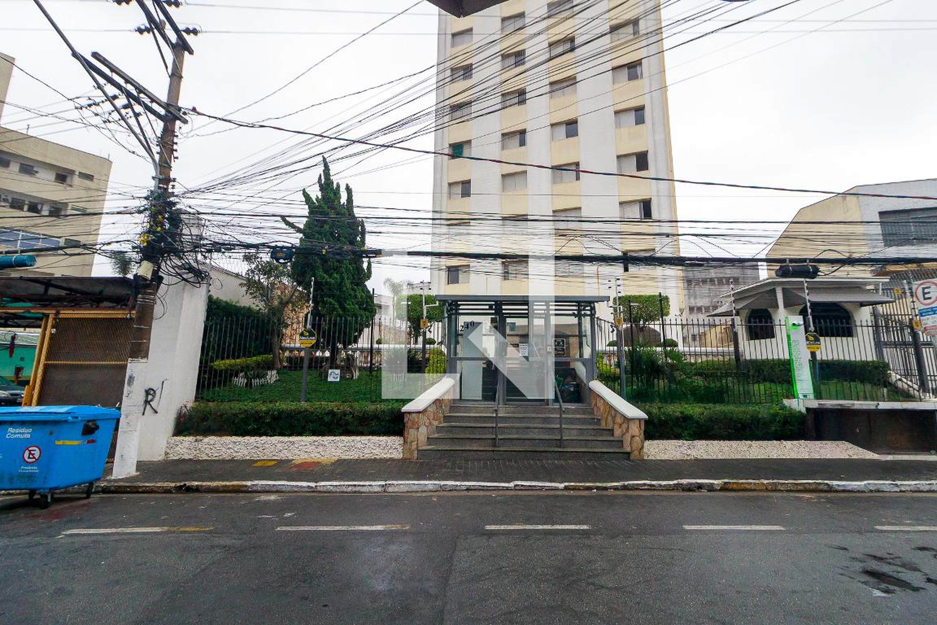 Fachada Condomínio Solar dos Bandeirantes