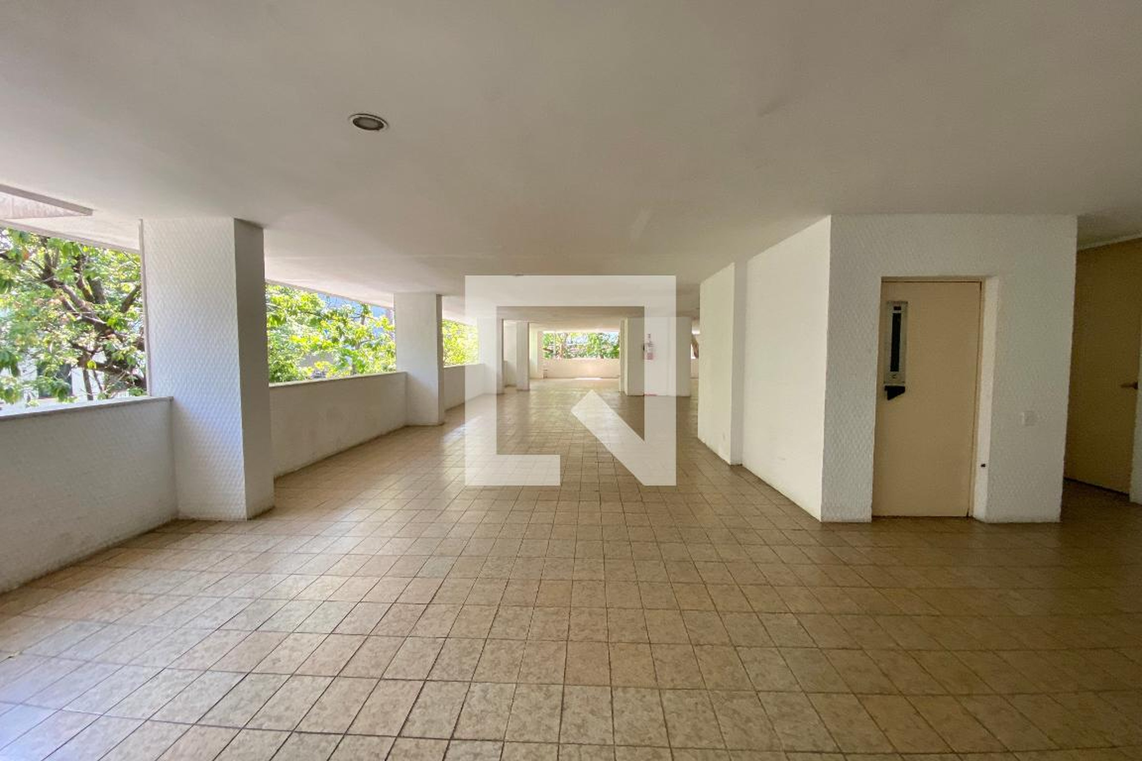 Área comum Condomínio em Rua José Linhares, 47