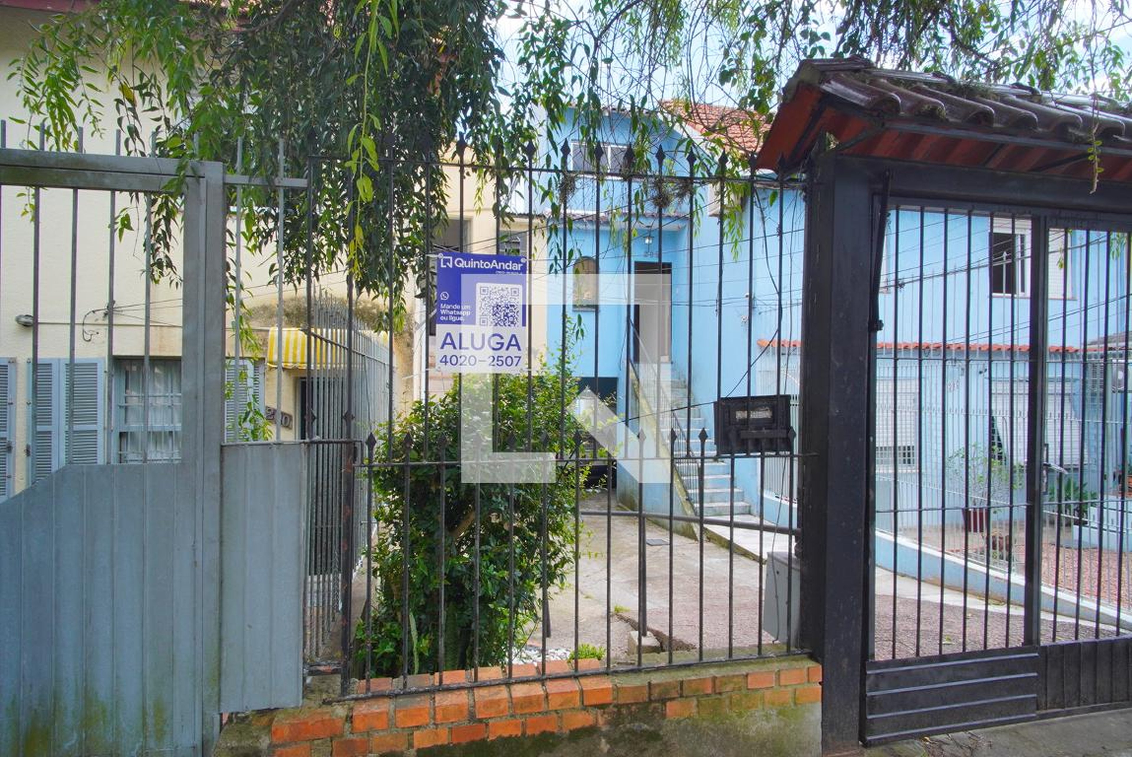 Fachada Condomínio em Rua Platão, 202