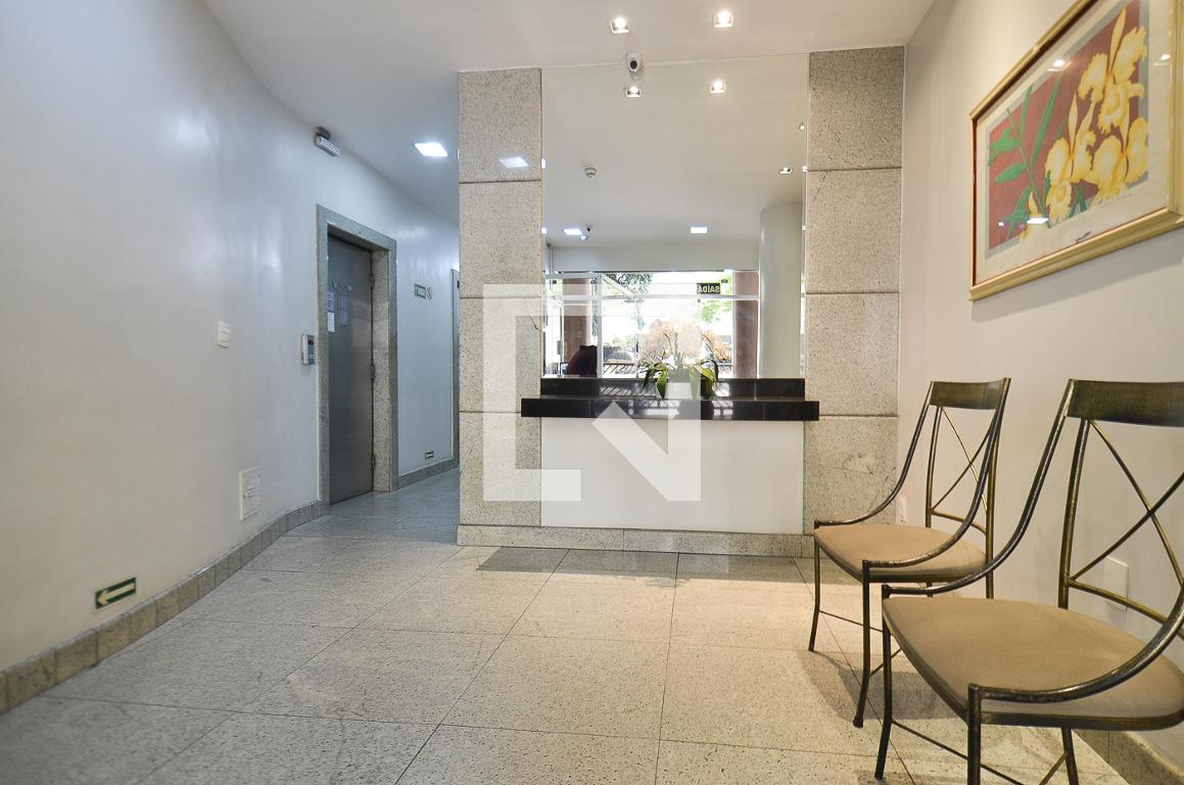 Hall de entrada Condomínio em Avenida Augusto de Lima, 59