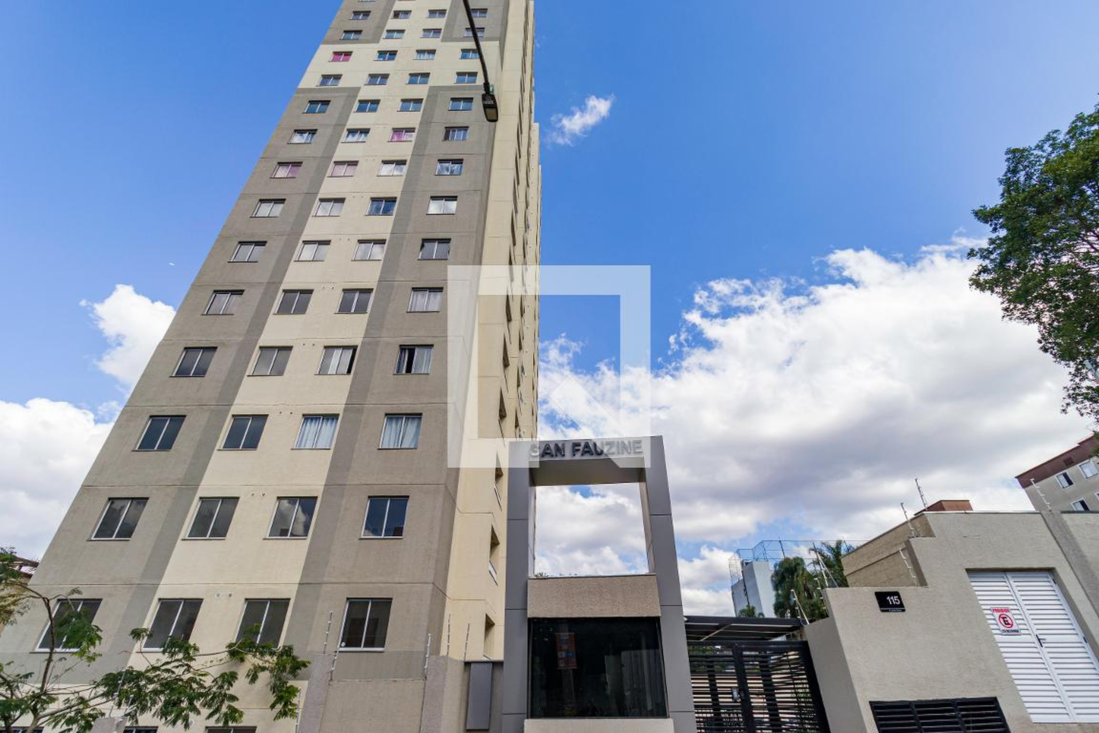 Fachada Condomínio San Fauzine