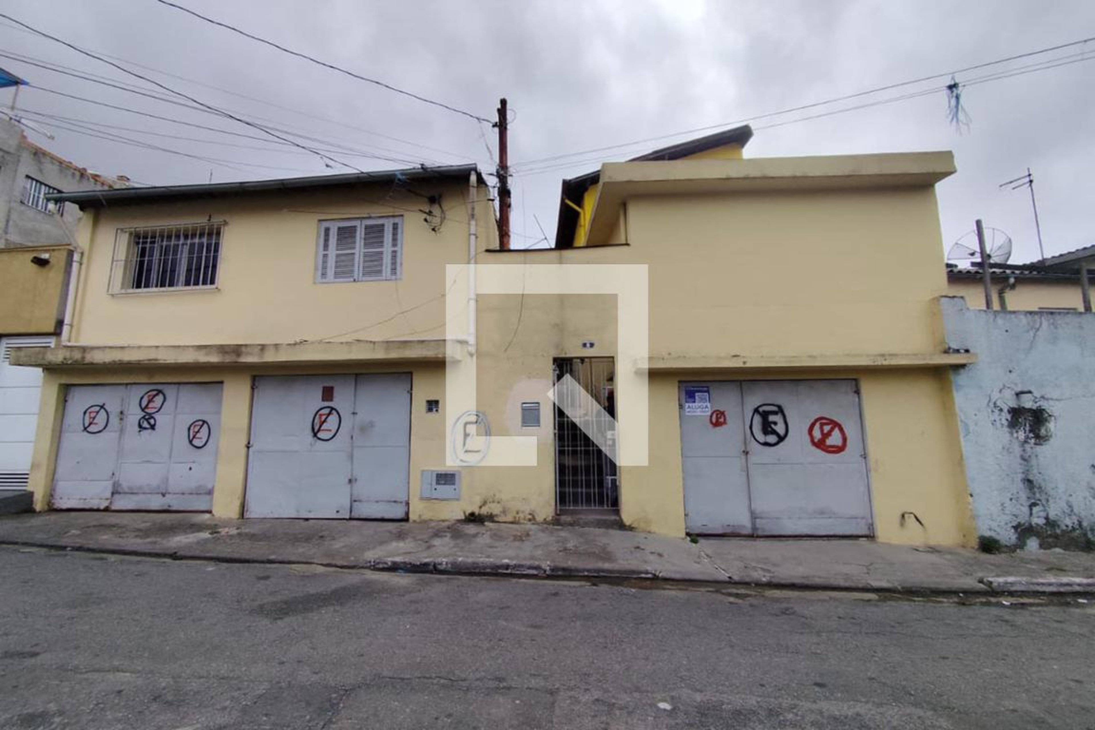 Fachada Condomínio em R. Dr. João Joaquim Gouvêia, 8