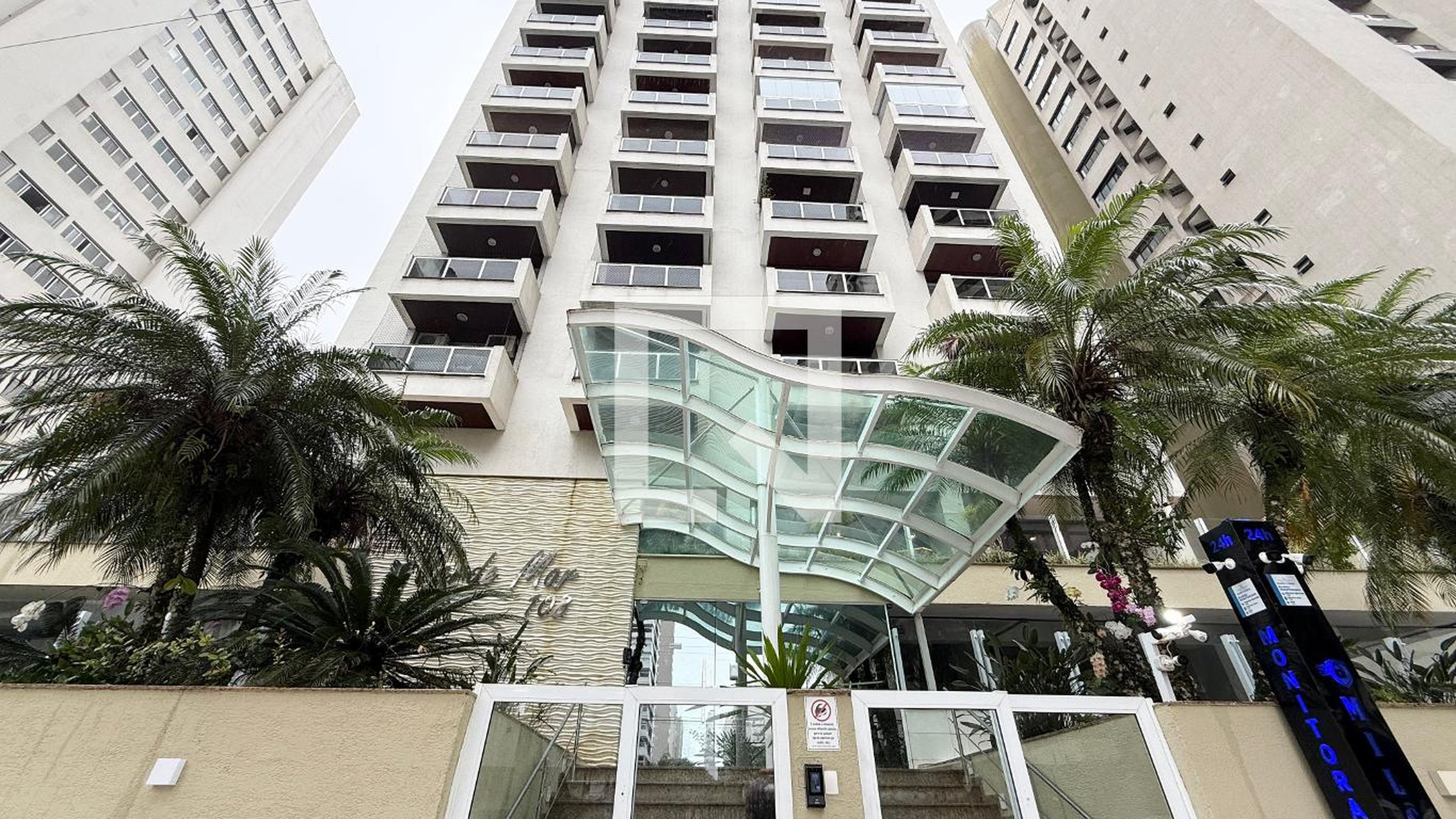 Fachada Condomínio Verde Mar