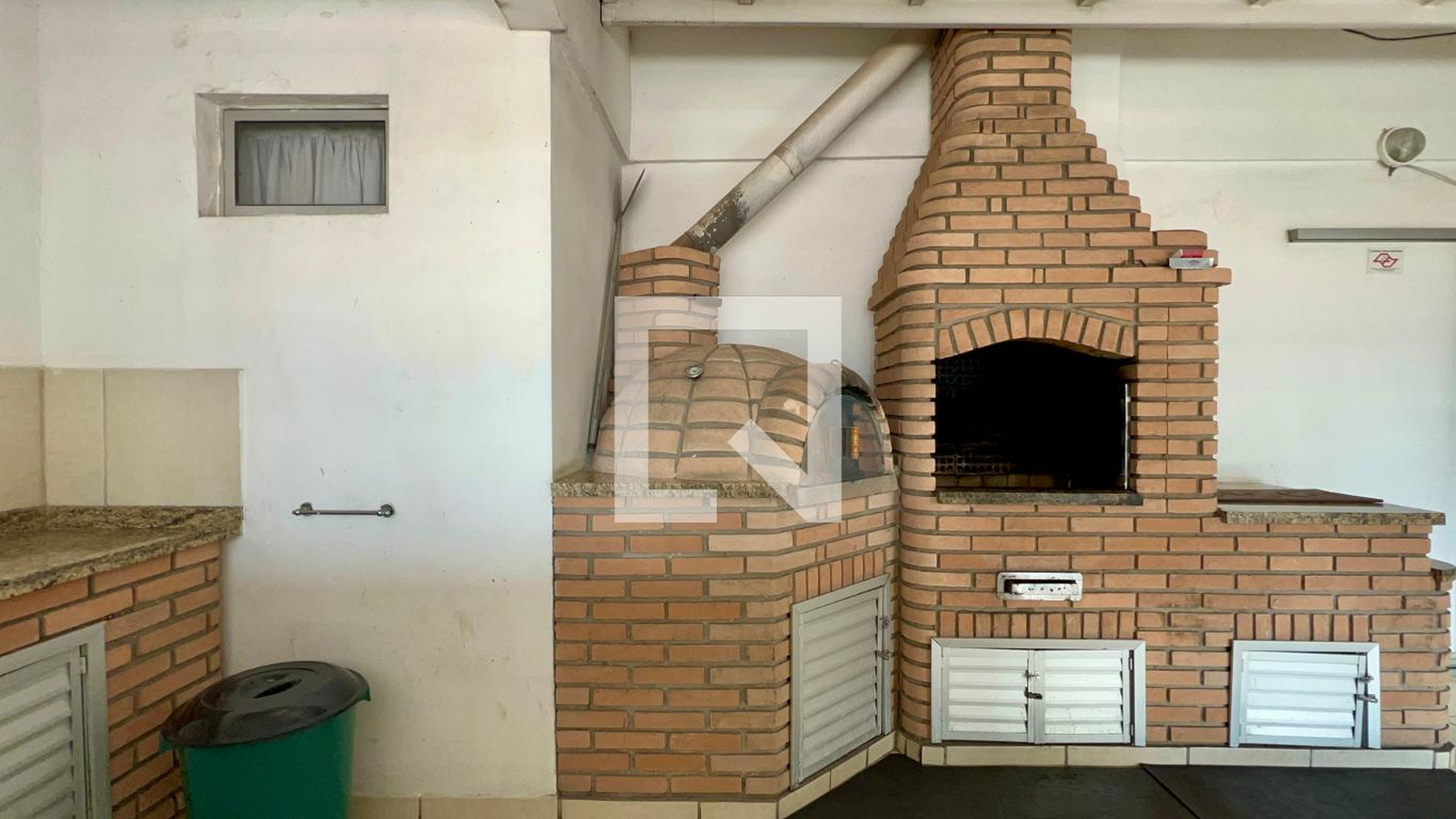 Churrasqueira - Edifício Amplavisao