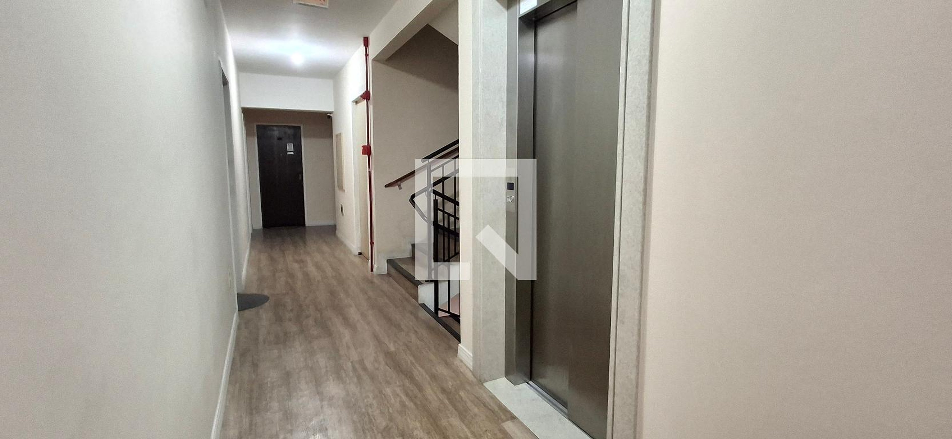 Elevador - Edifício Topazio