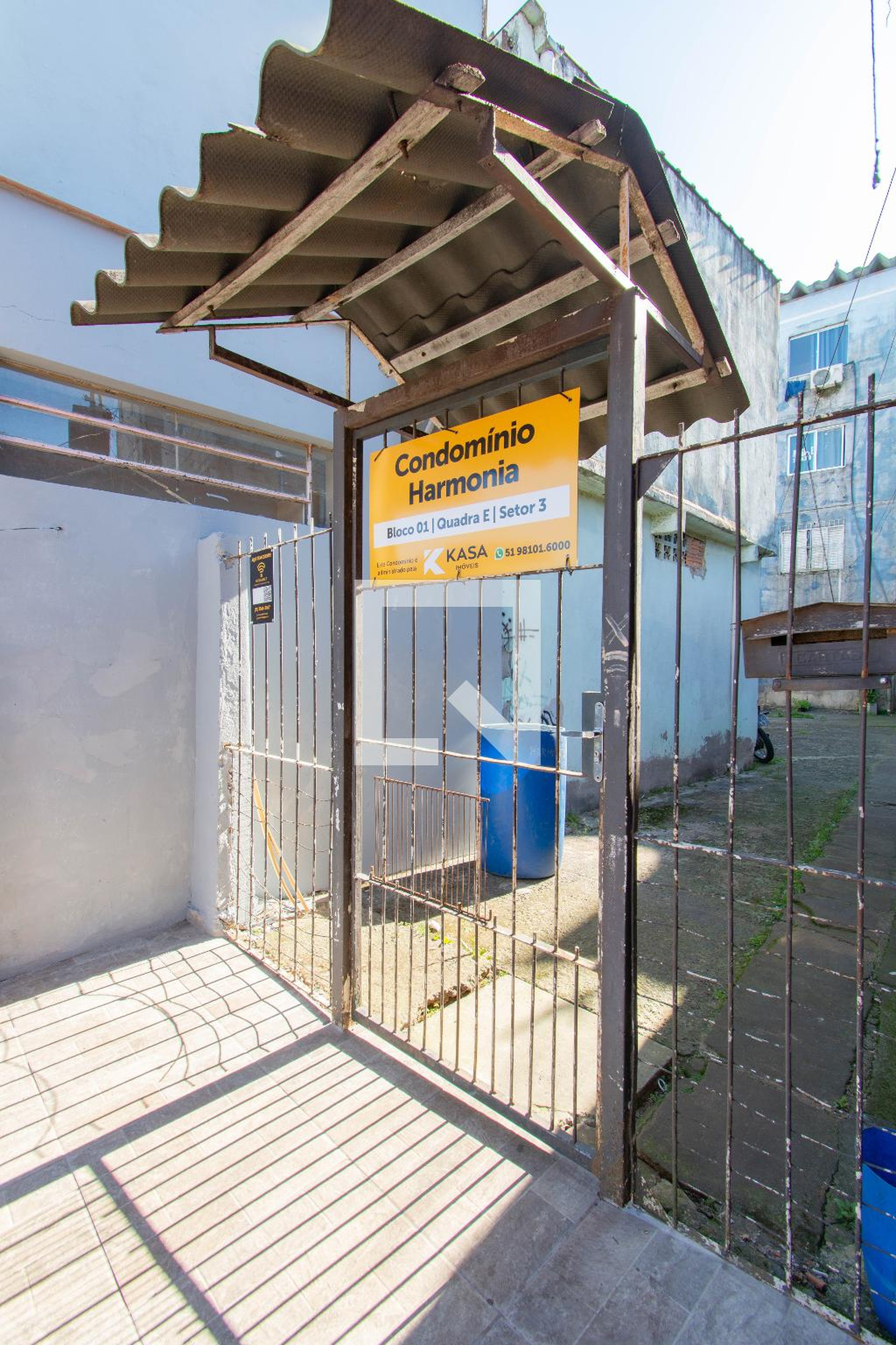 Fachada Condomínio em Avenida Dezessete de Abril, 30