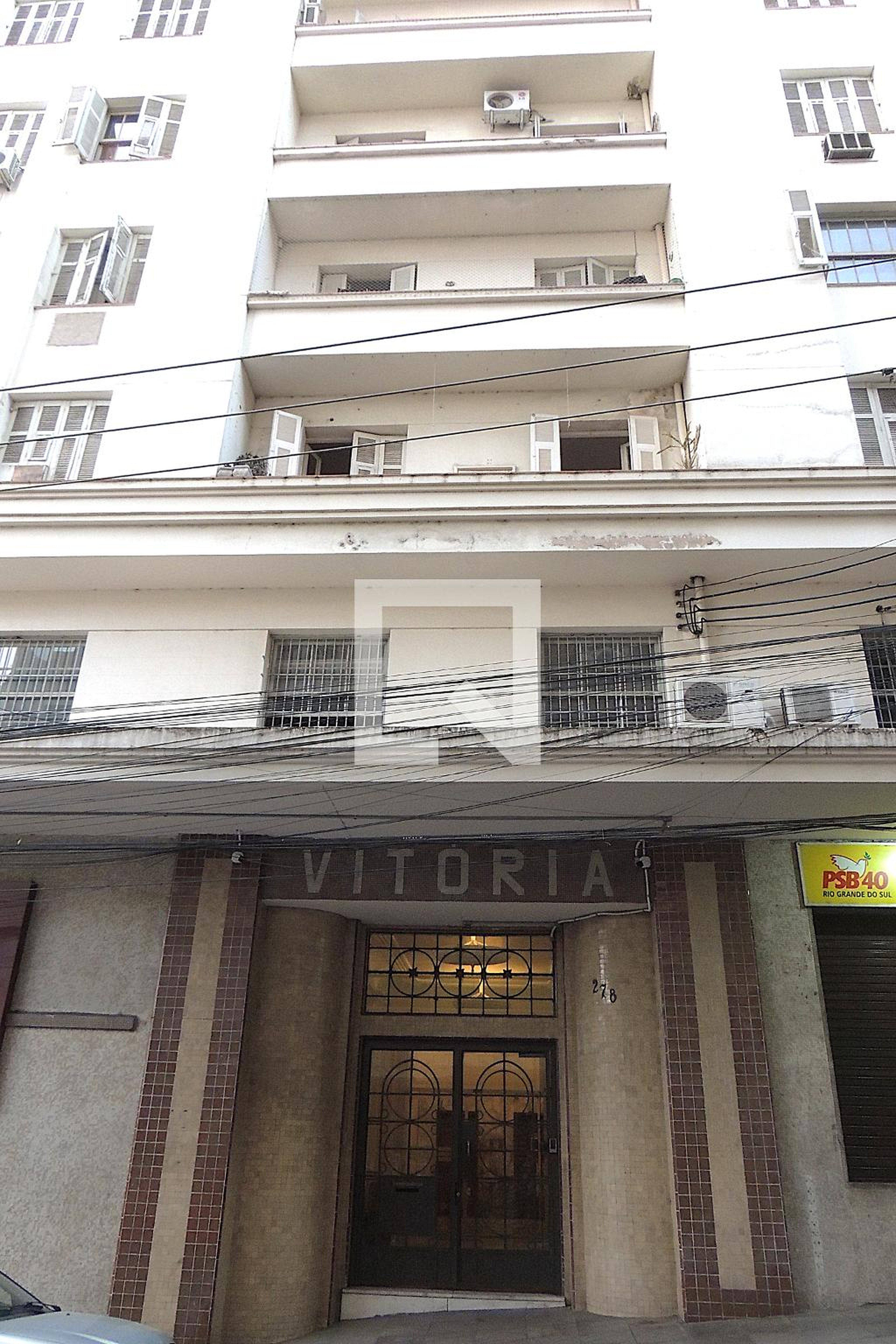 Fachada do Prédio Condomínio Vitória