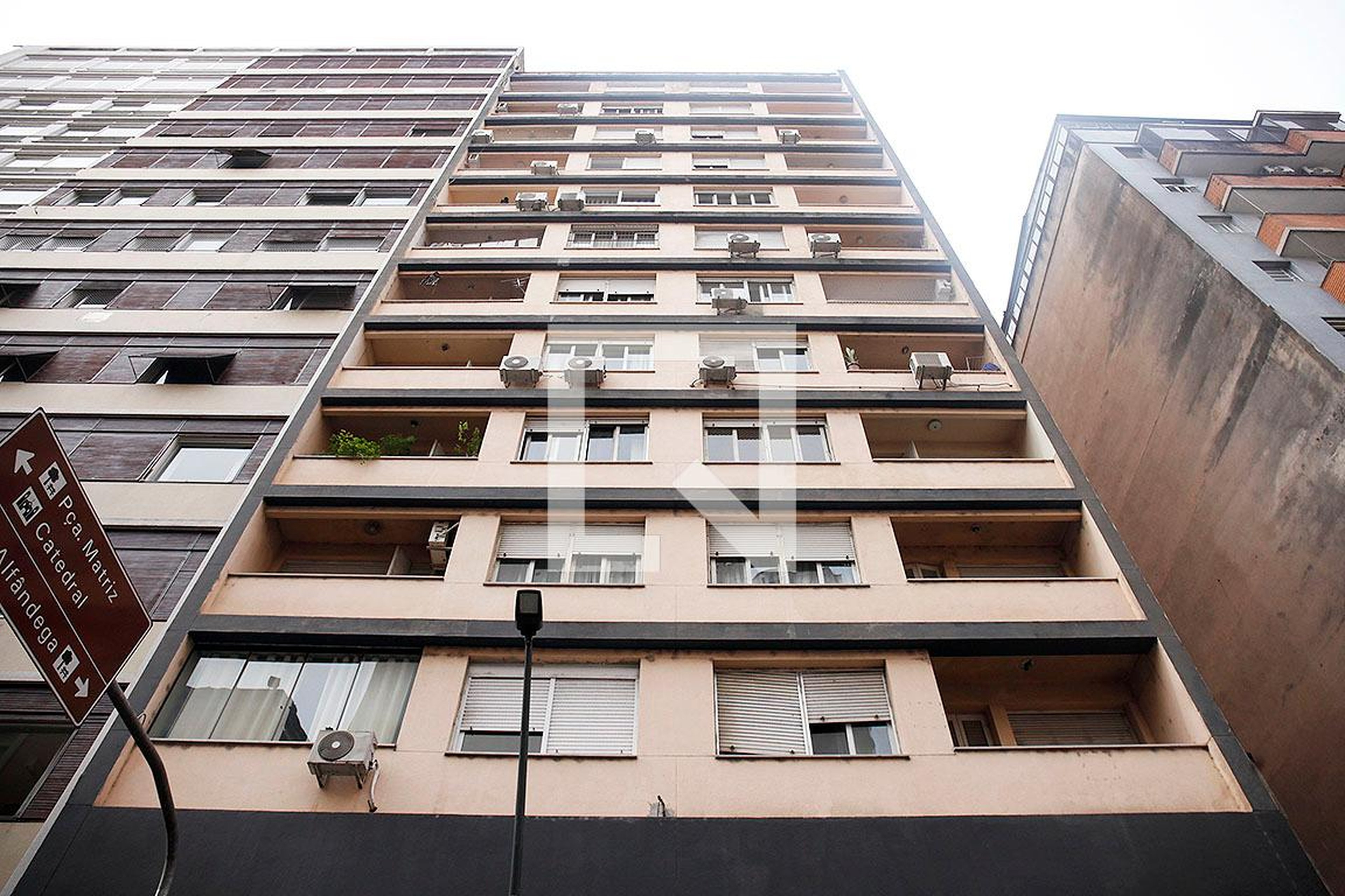 Fachada Condomínio Marinho Chaves