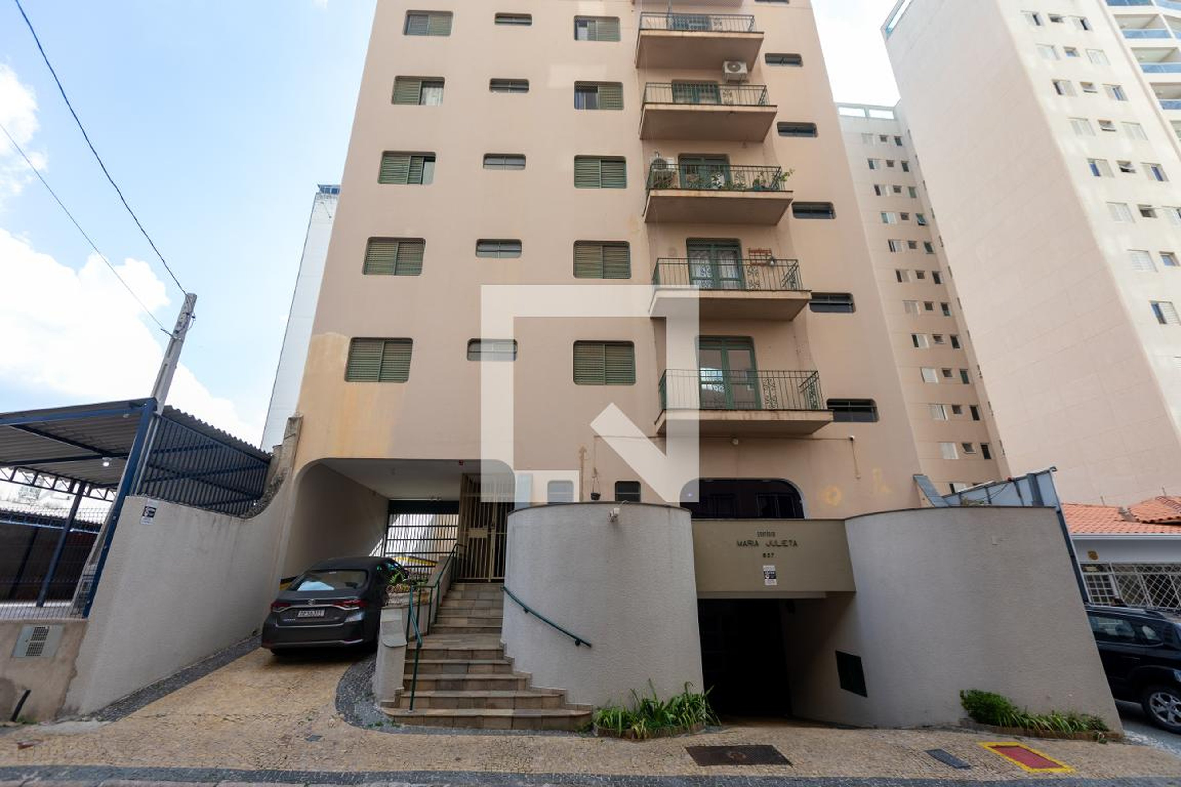 Fachada do Prédio Condomínio em Rua Padre Vieira, 837