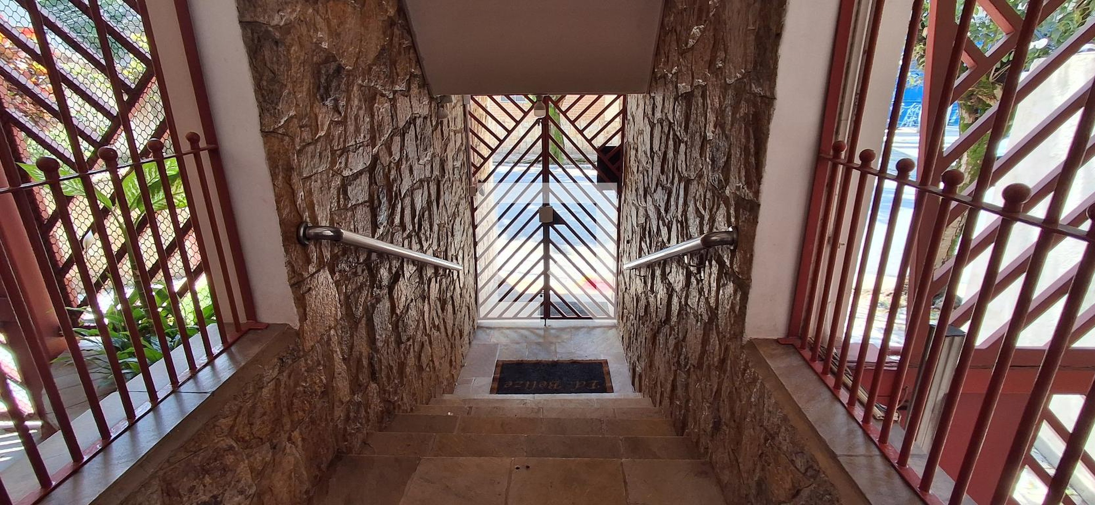 Entrada - Edifício Belize