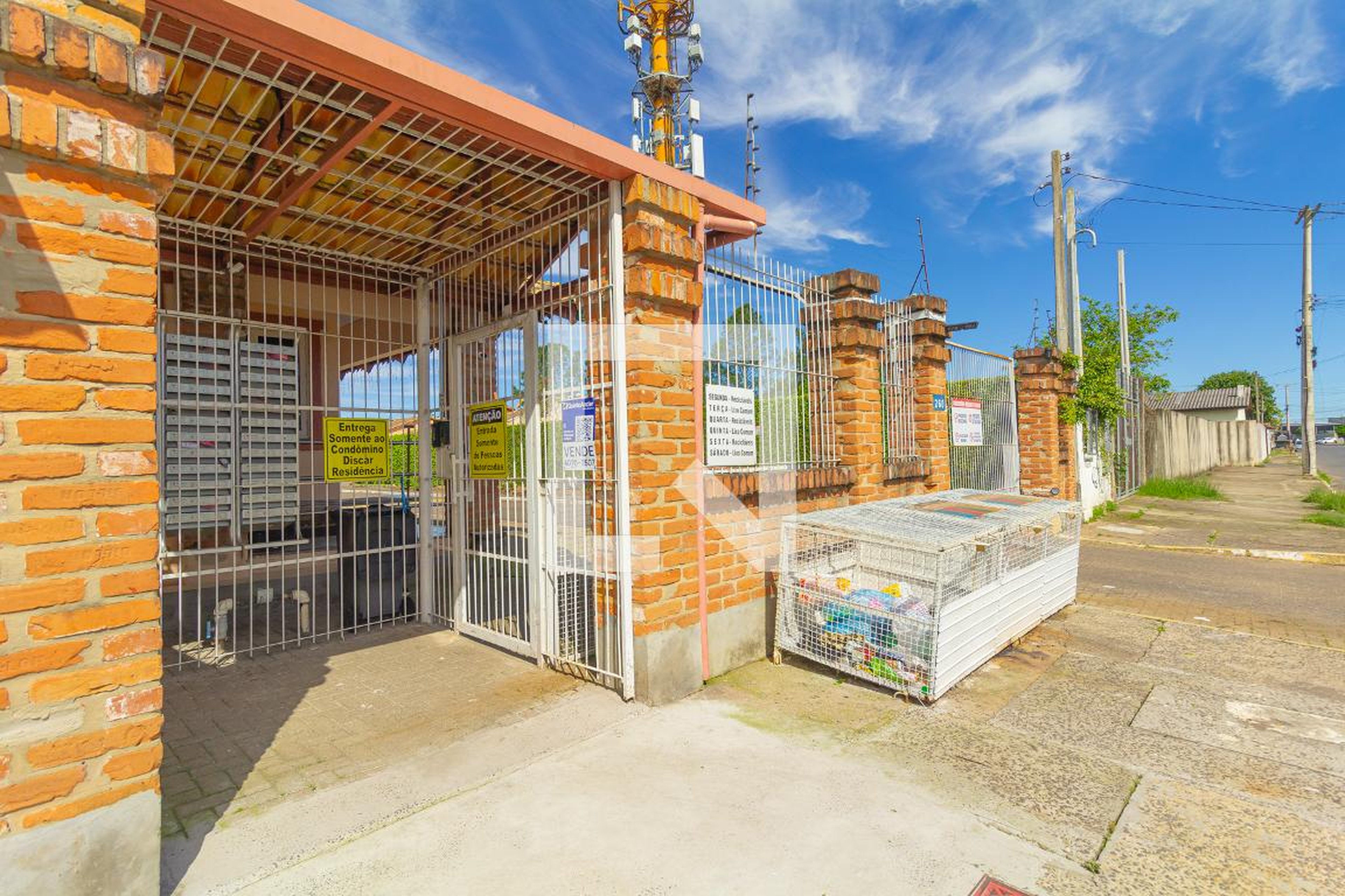 Fachada Condomínio Horizontal Recanto Ferrari