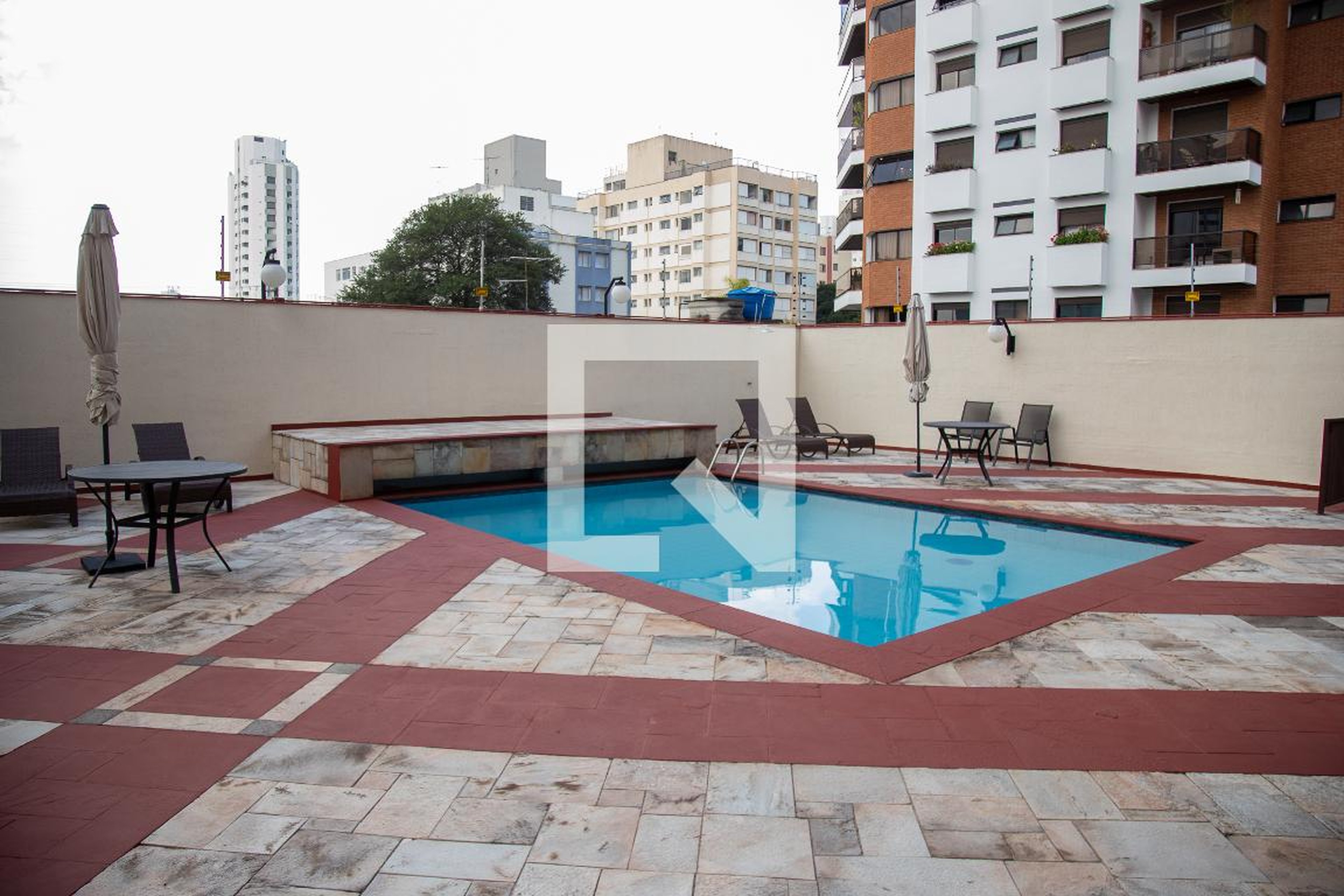 Piscina - Edifício Jaraguá