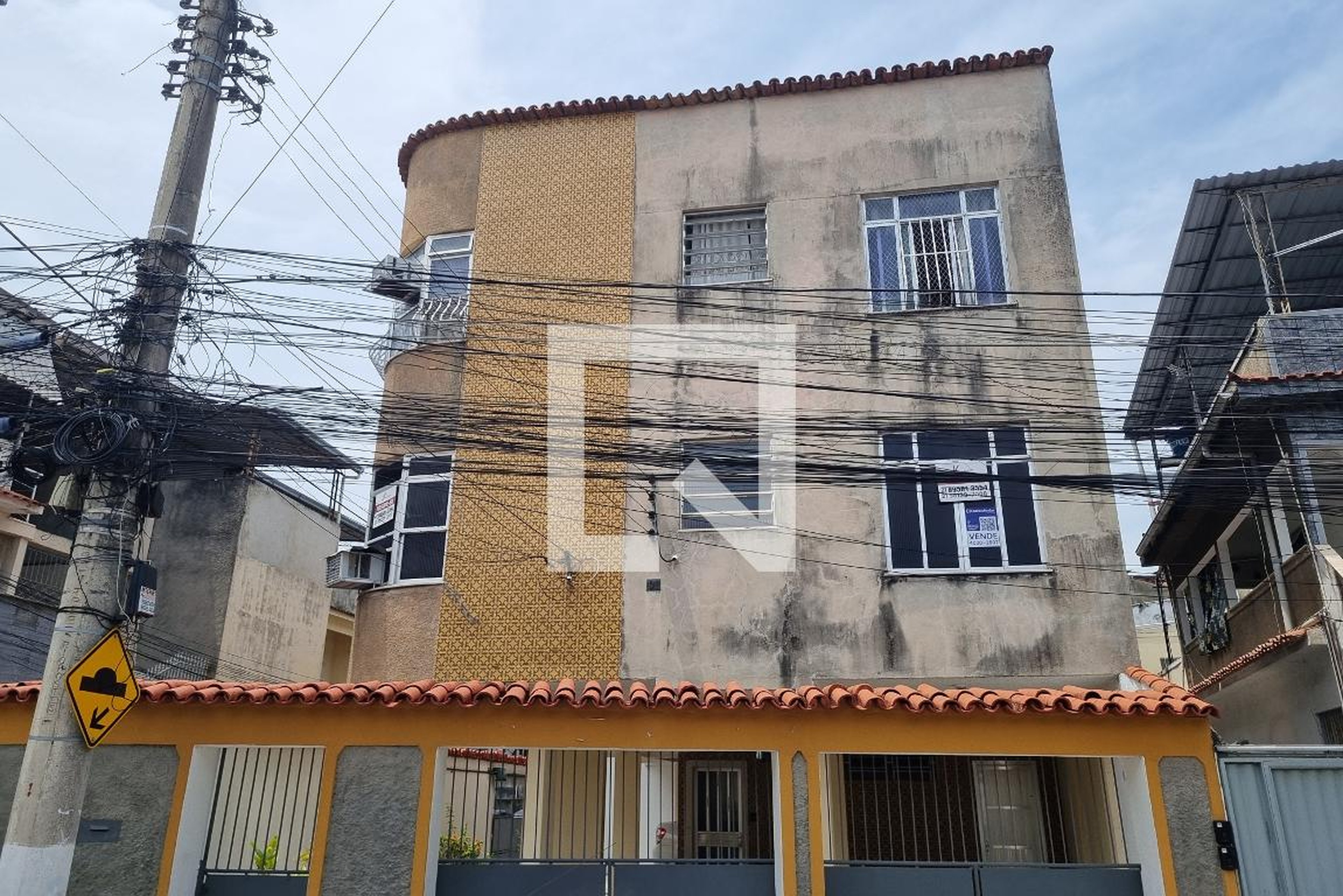 Fachada Condomínio em Rua Libório Seabra, 21