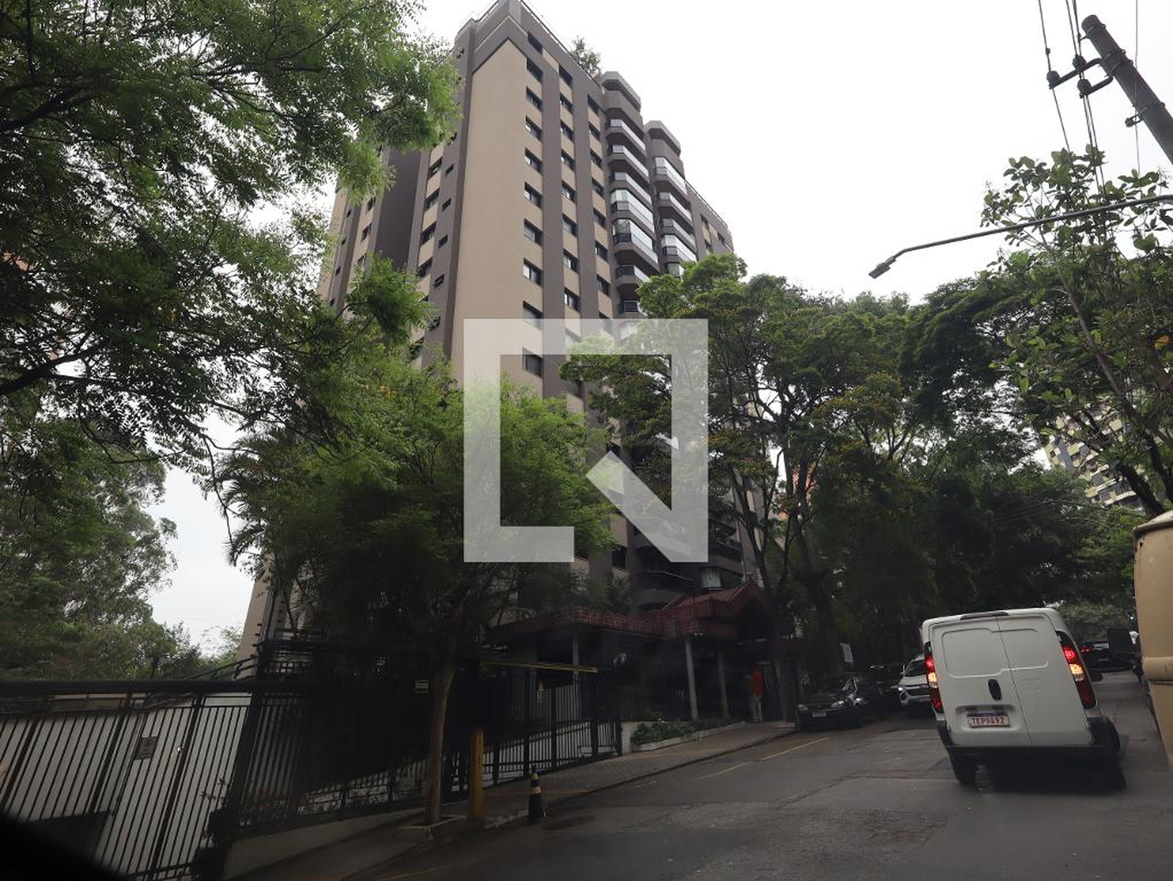 Fachada Condomínio Plaza de Toledo