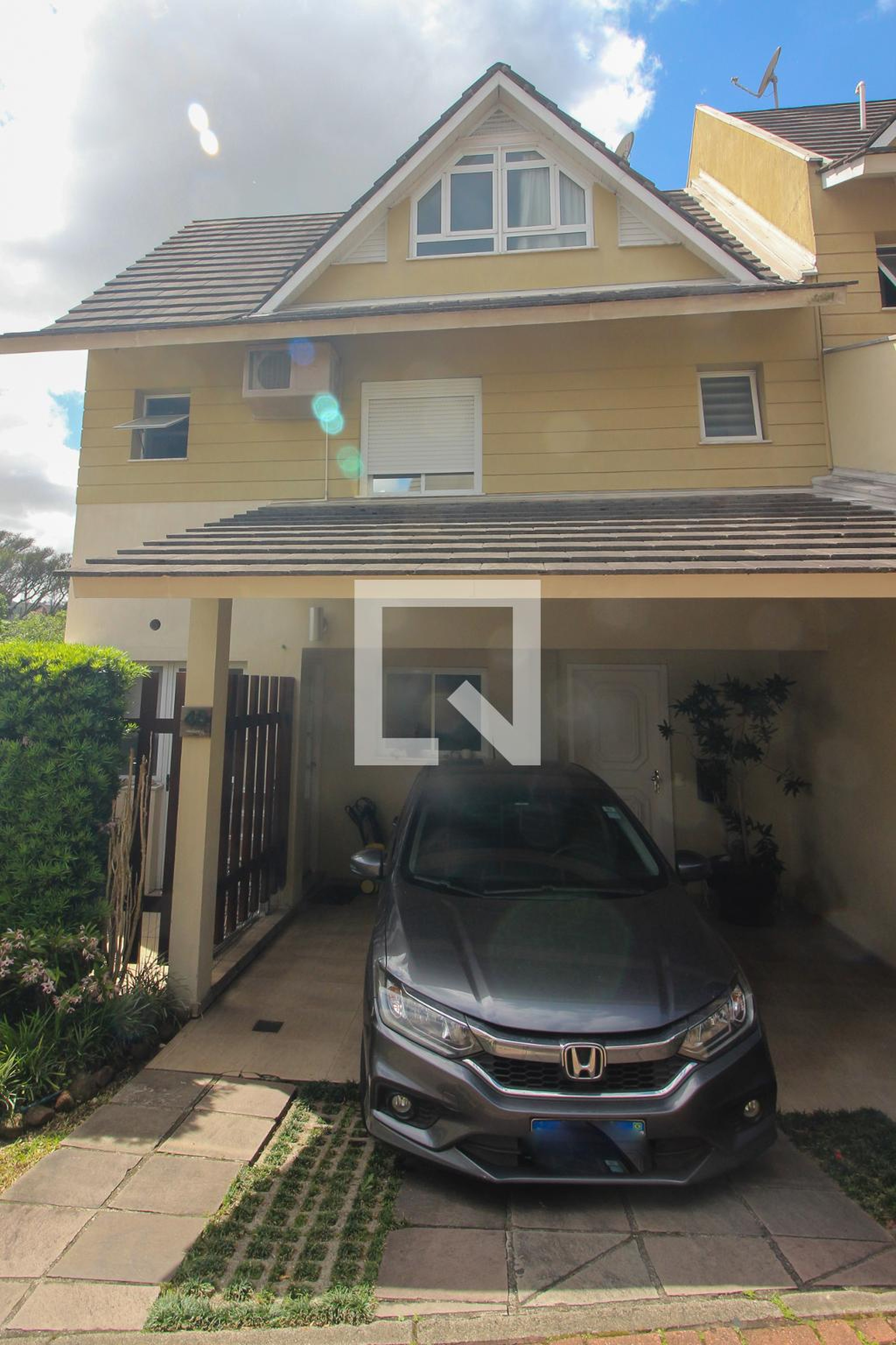 Fachada Condomínio Villa Serena Home Resort