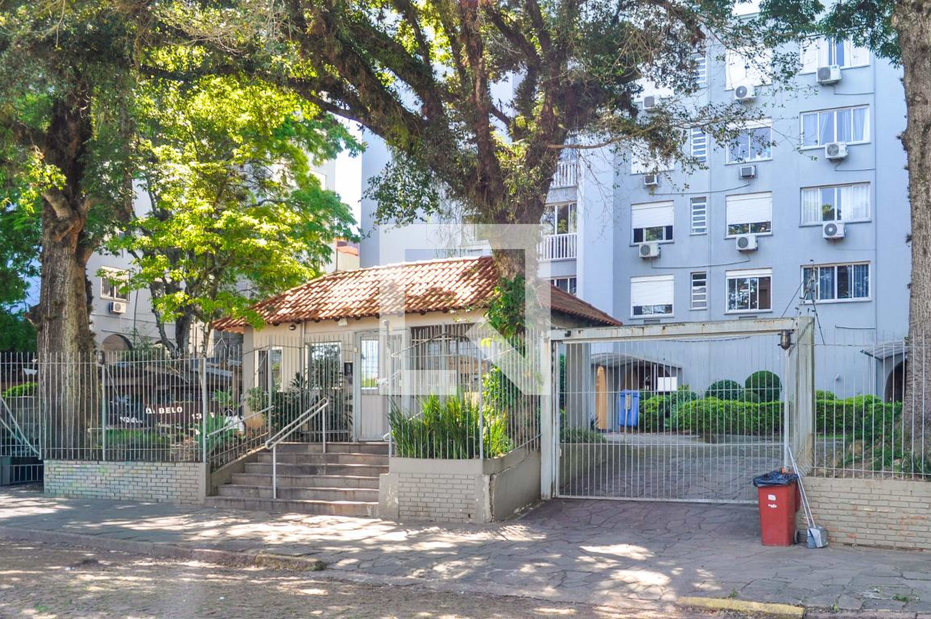 Fachada Edifício Porto Alegre