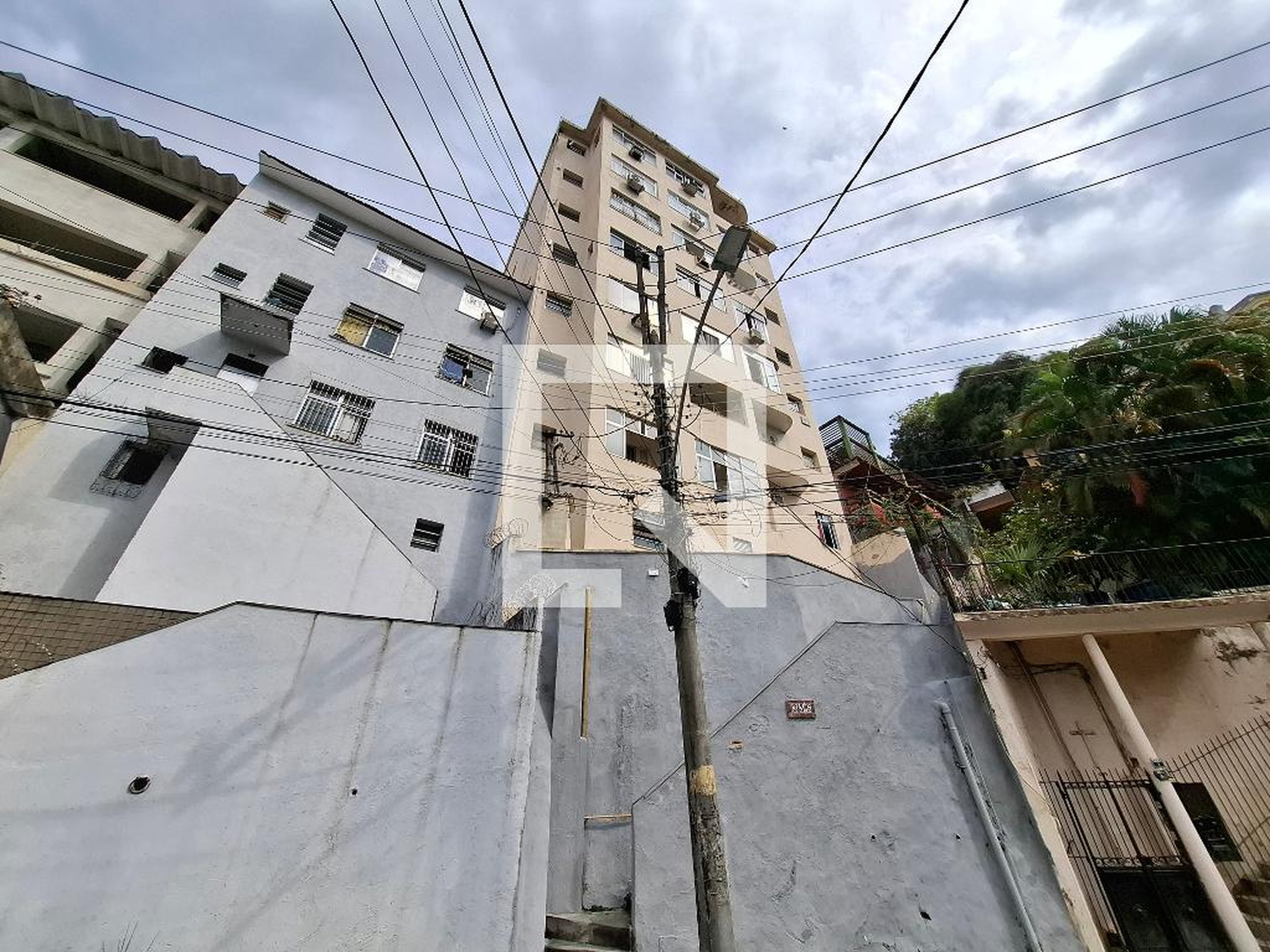 Fachada Condomínio em Rua Costa Bastos, 336