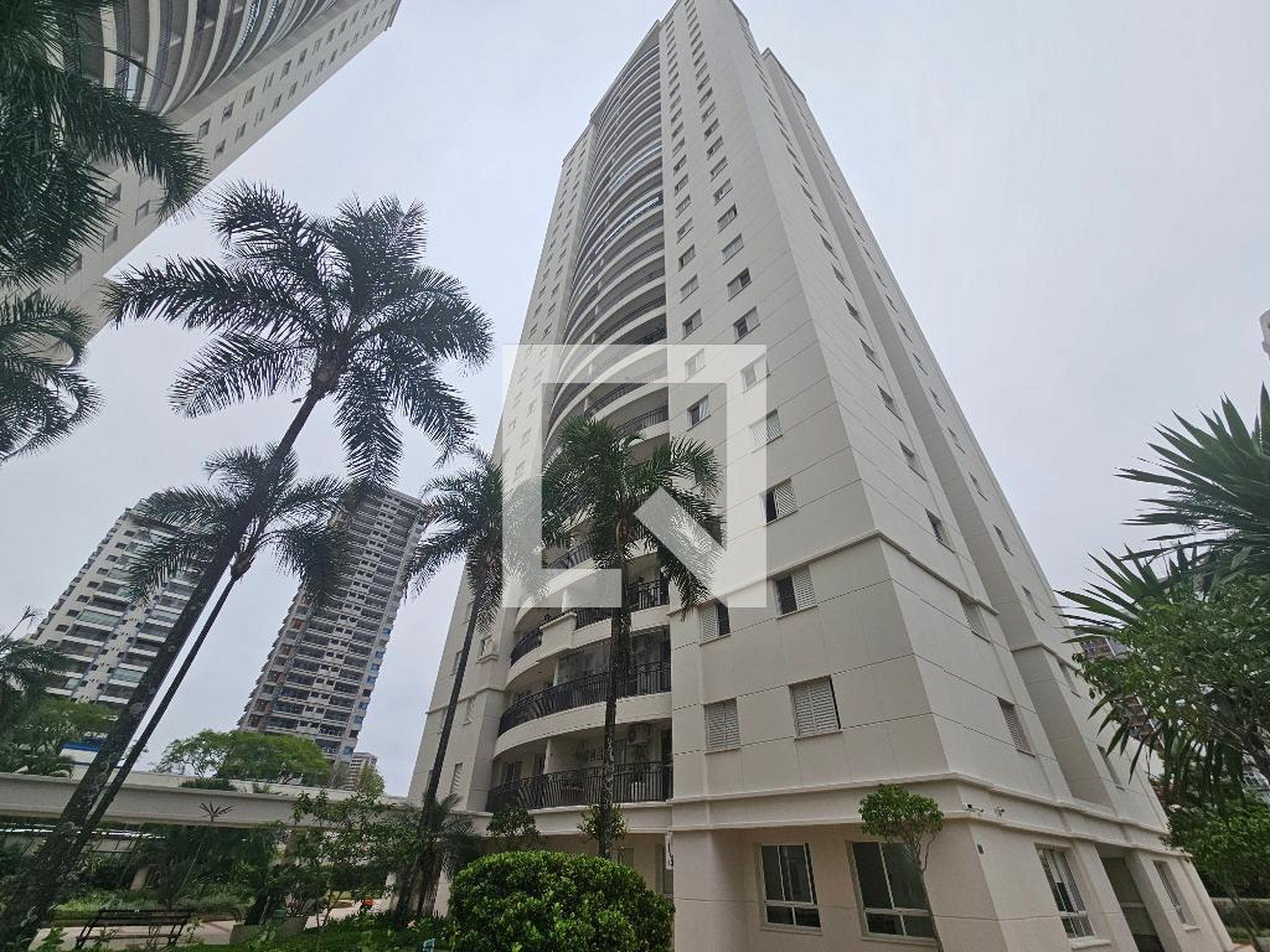 Fachada do Prédio Condomínio Vincetori