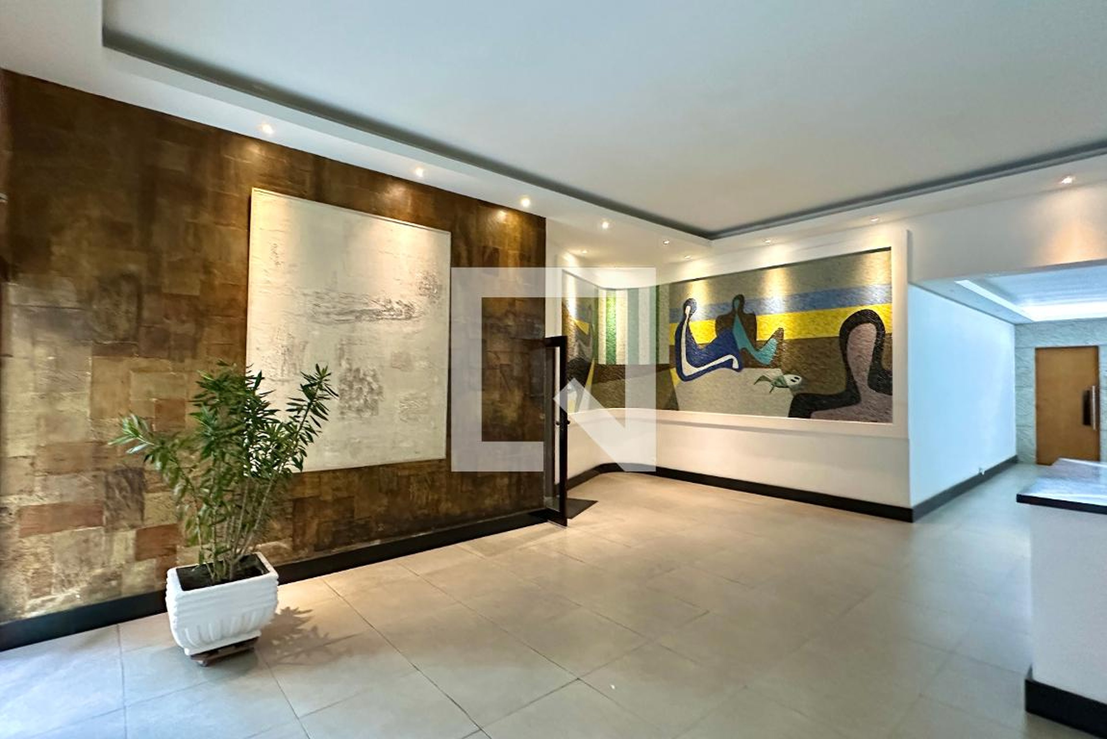 Área comum - Mona Lisa